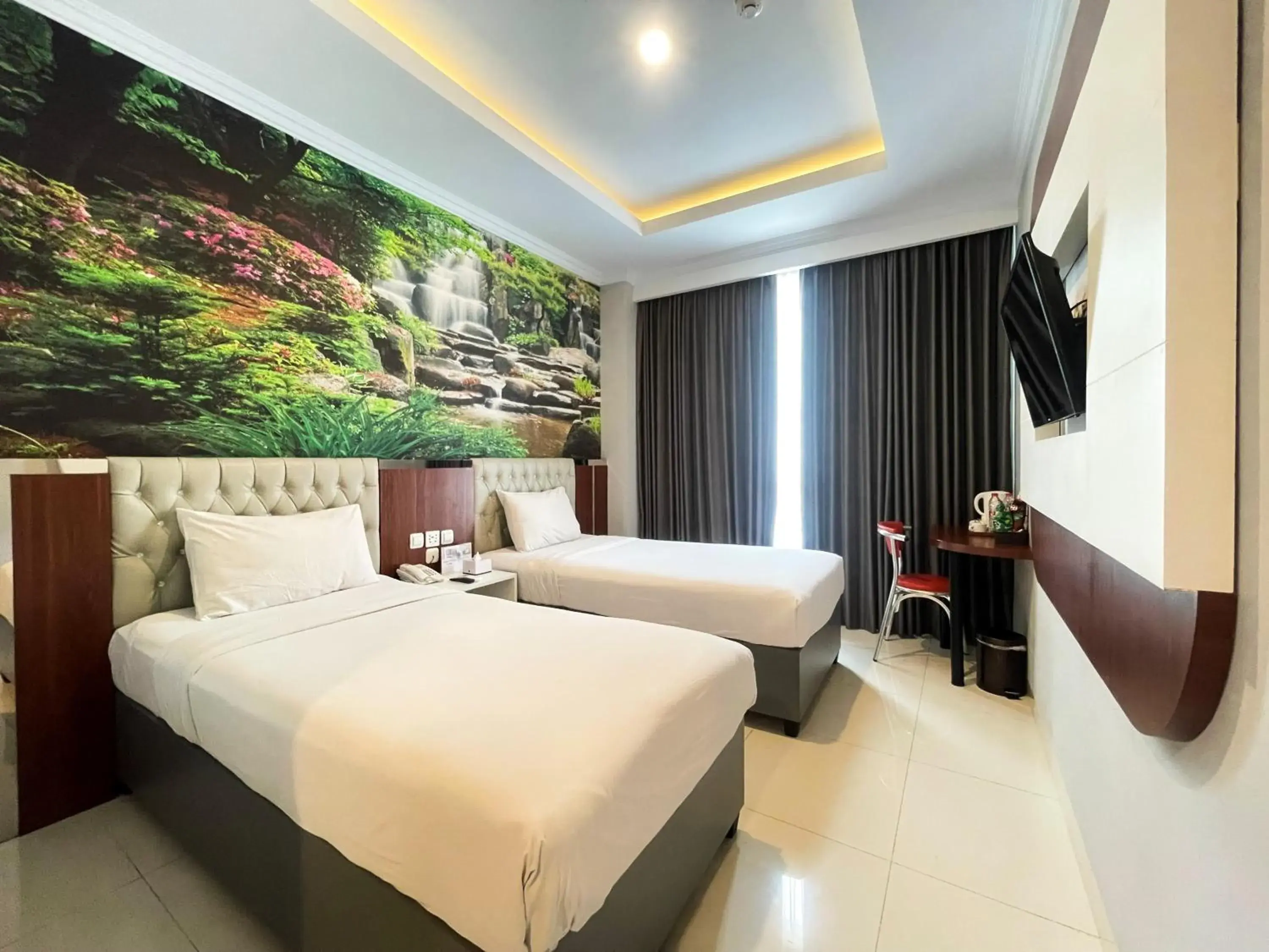 Bedroom, Bed in Solo Grand City Bedroom, Bed in Solo Grand City