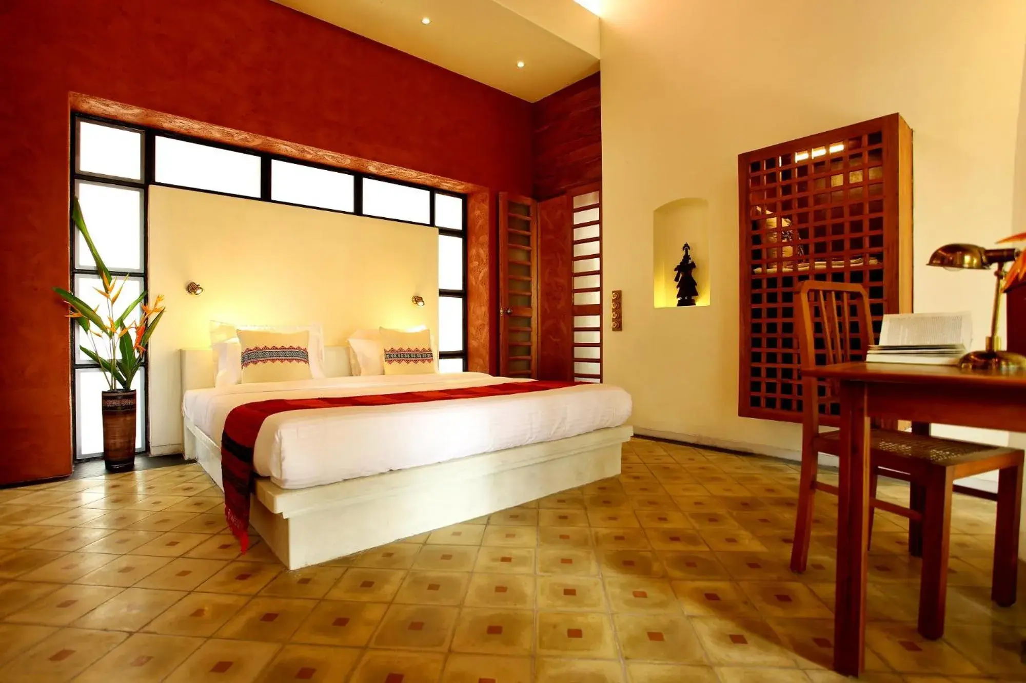 Bedroom in Baymaas Lake House Bedroom in Baymaas Lake House