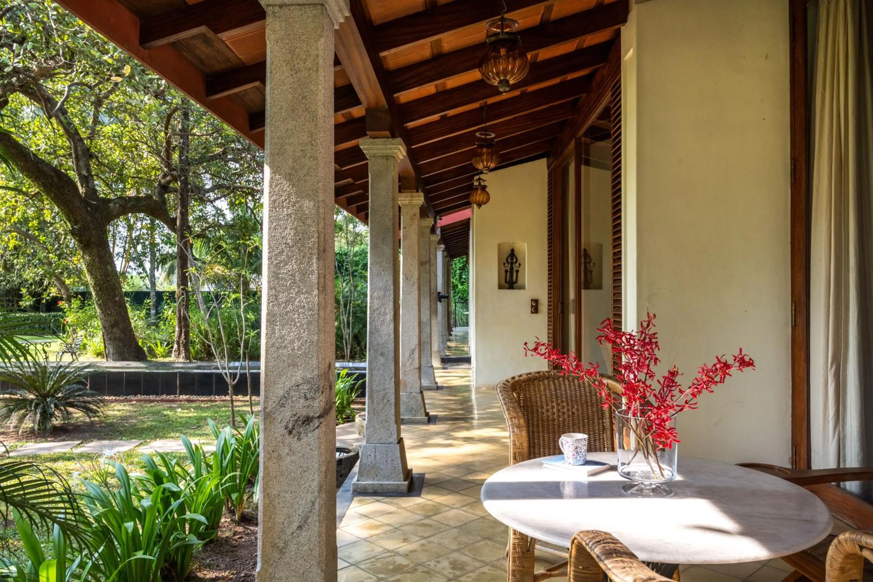 Patio in Baymaas LakeHouse