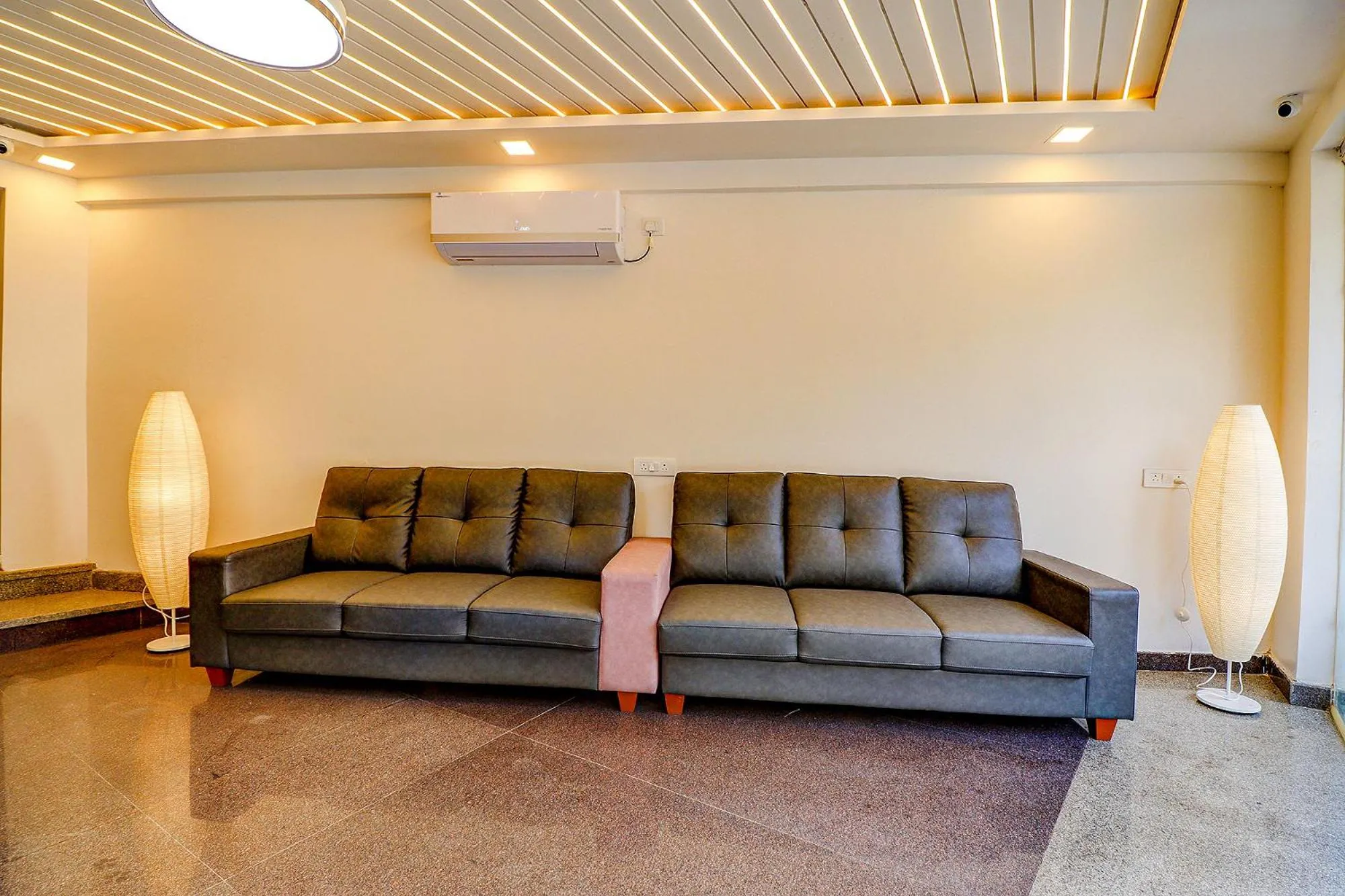 Living room in FabHotel Rotano Grand - Nr Marathahalli Bridge