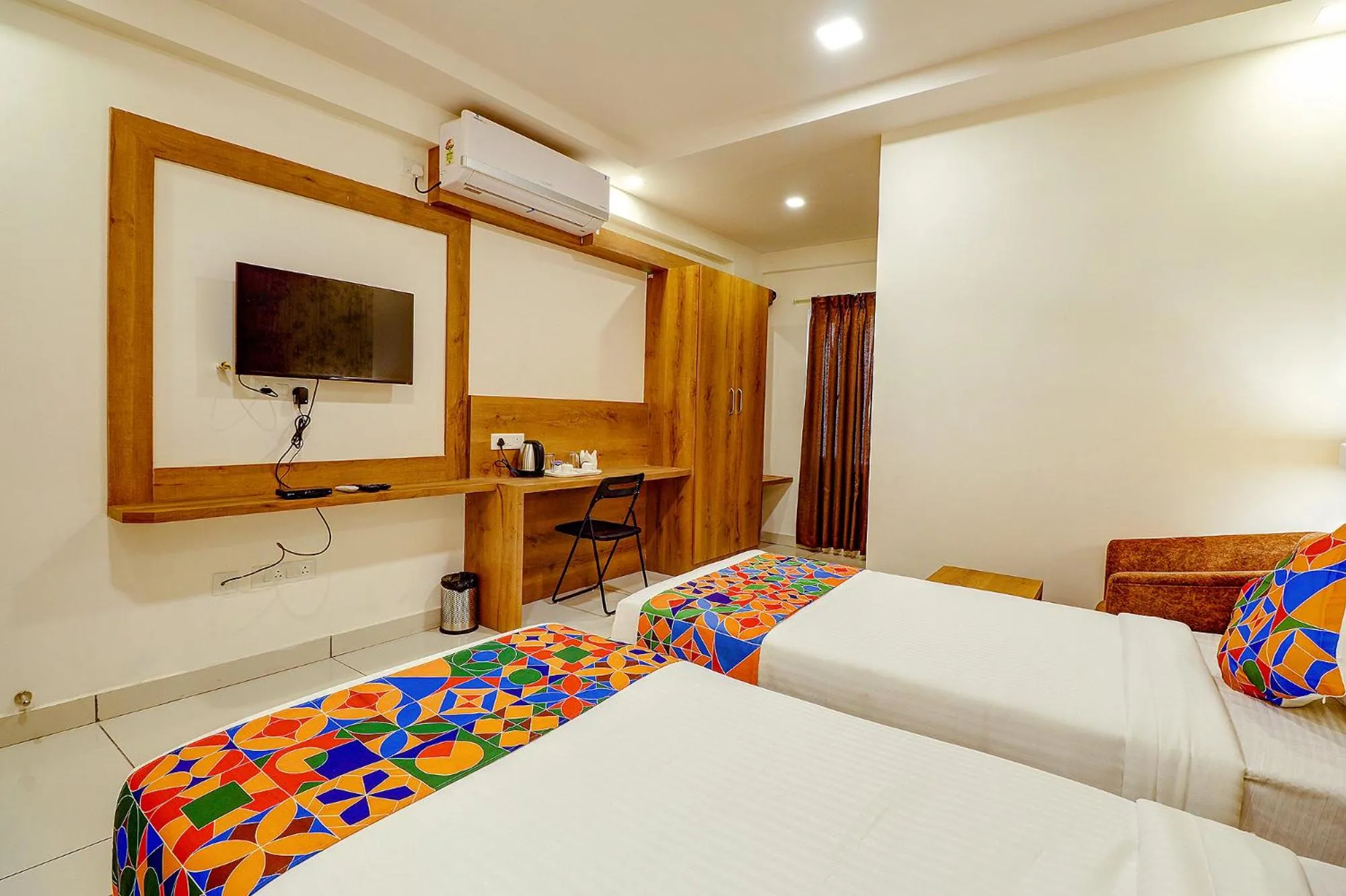 TV and multimedia, Bed in FabHotel Rotano Grand - Nr Marathahalli Bridge