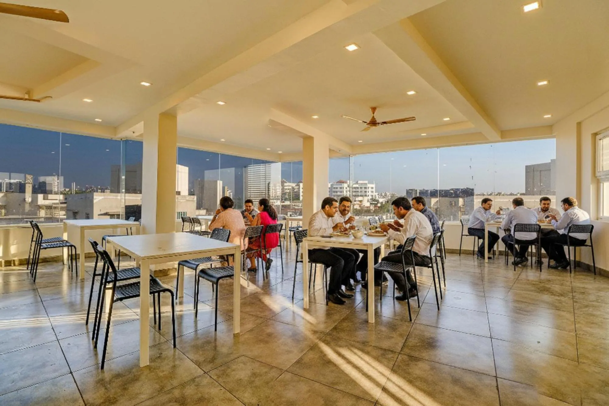 Restaurant/places to eat in FabHotel Rotano Grand - Nr Marathahalli Bridge