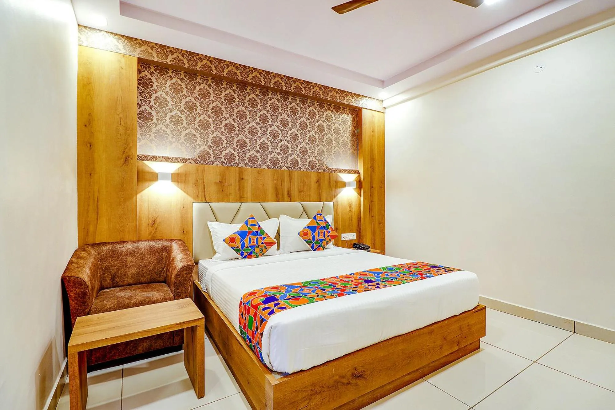 Bed in FabHotel Rotano Grand - Nr Marathahalli Bridge