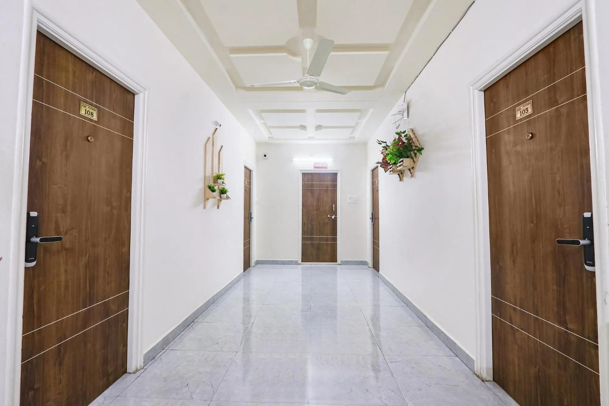 Lobby or reception in FabHotel Golden Hitech - Nr Hitech City