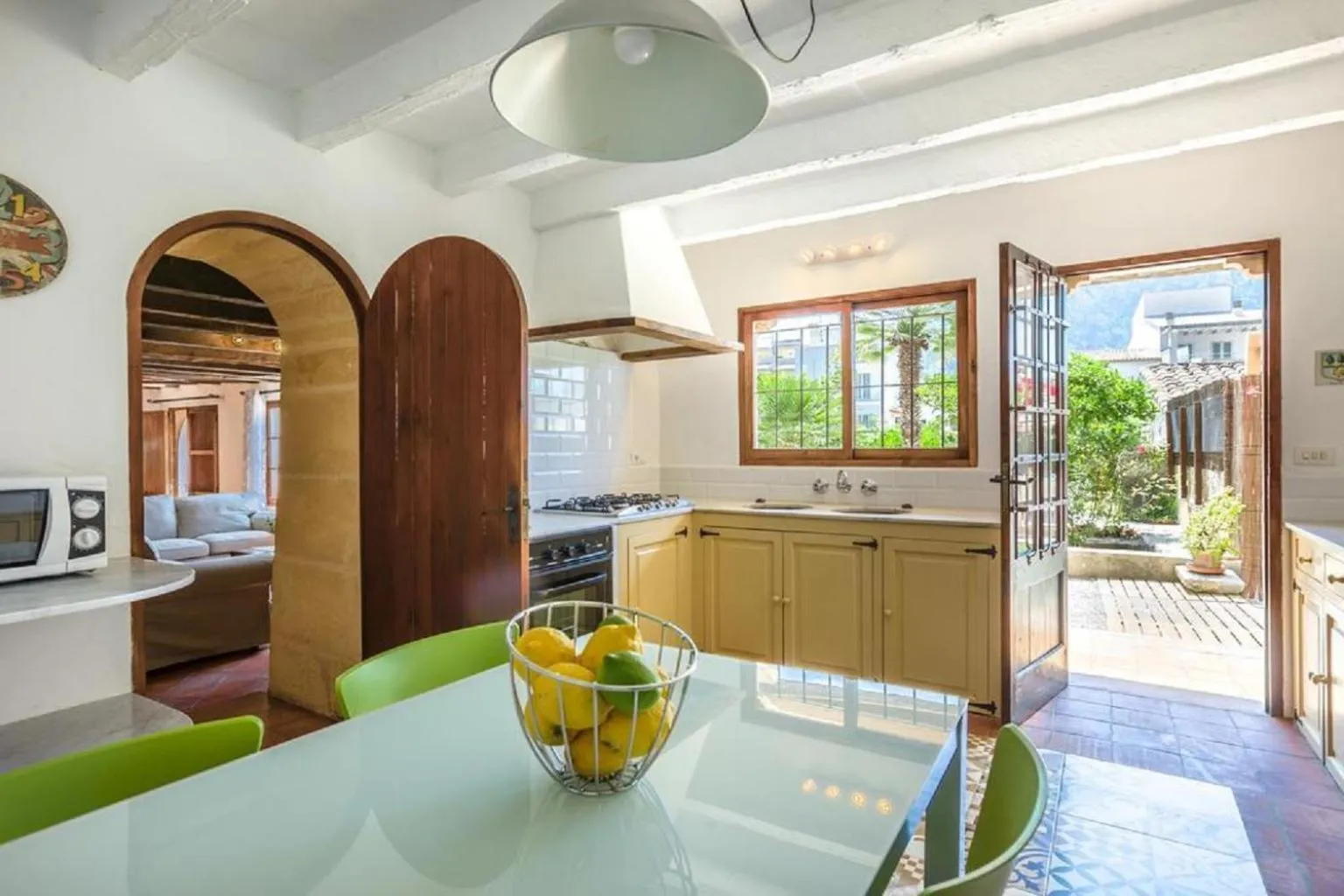 Kitchen or kitchenette in Garroverar