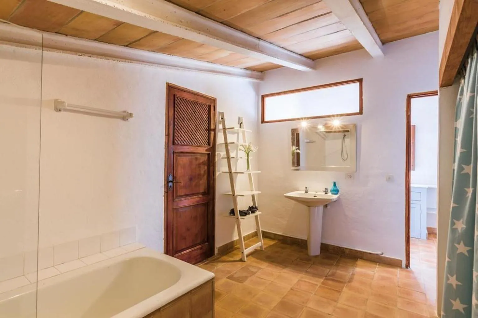 Bathroom in Garroverar
