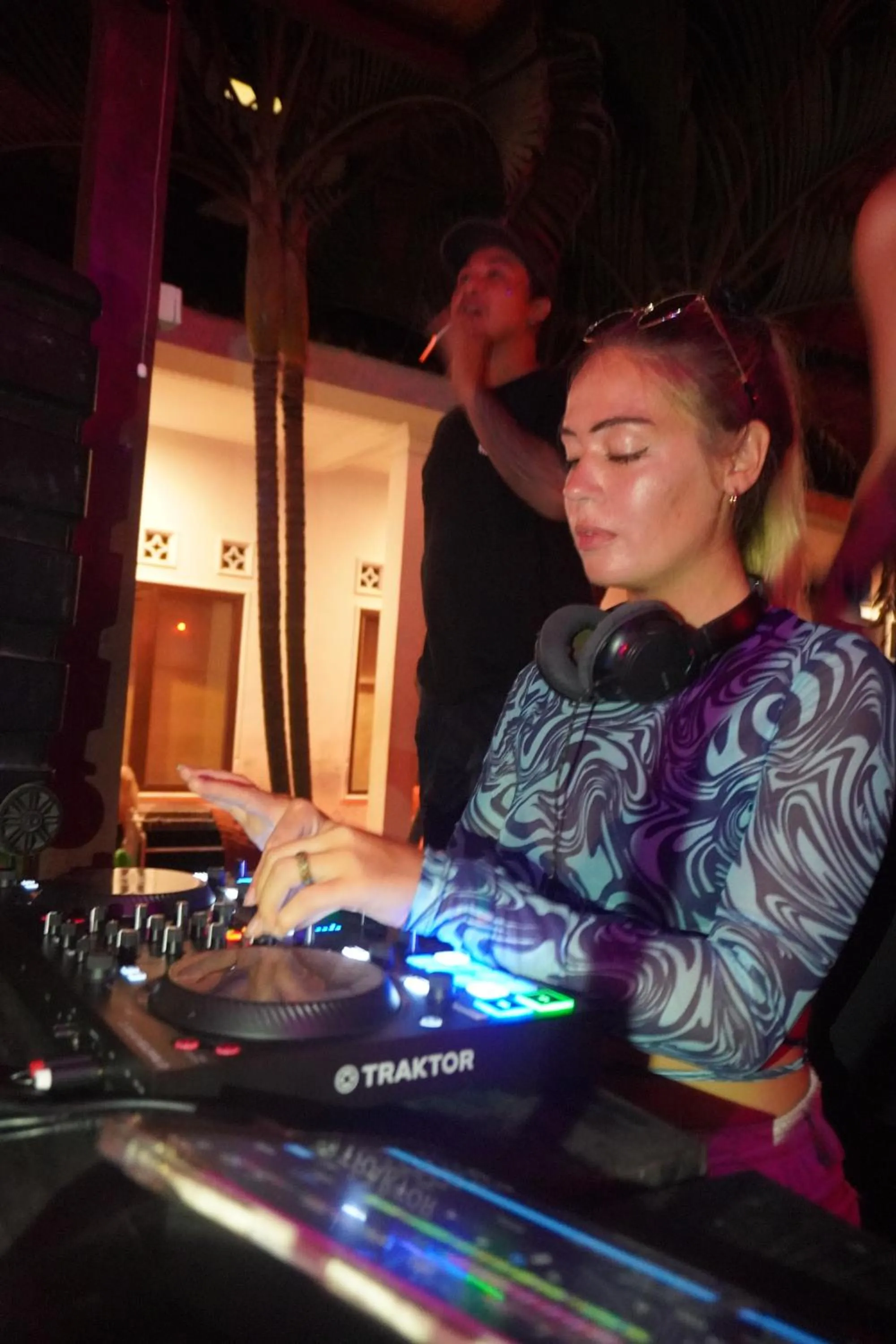 Nightclub / DJ in Indonesia Backpacker Hostels