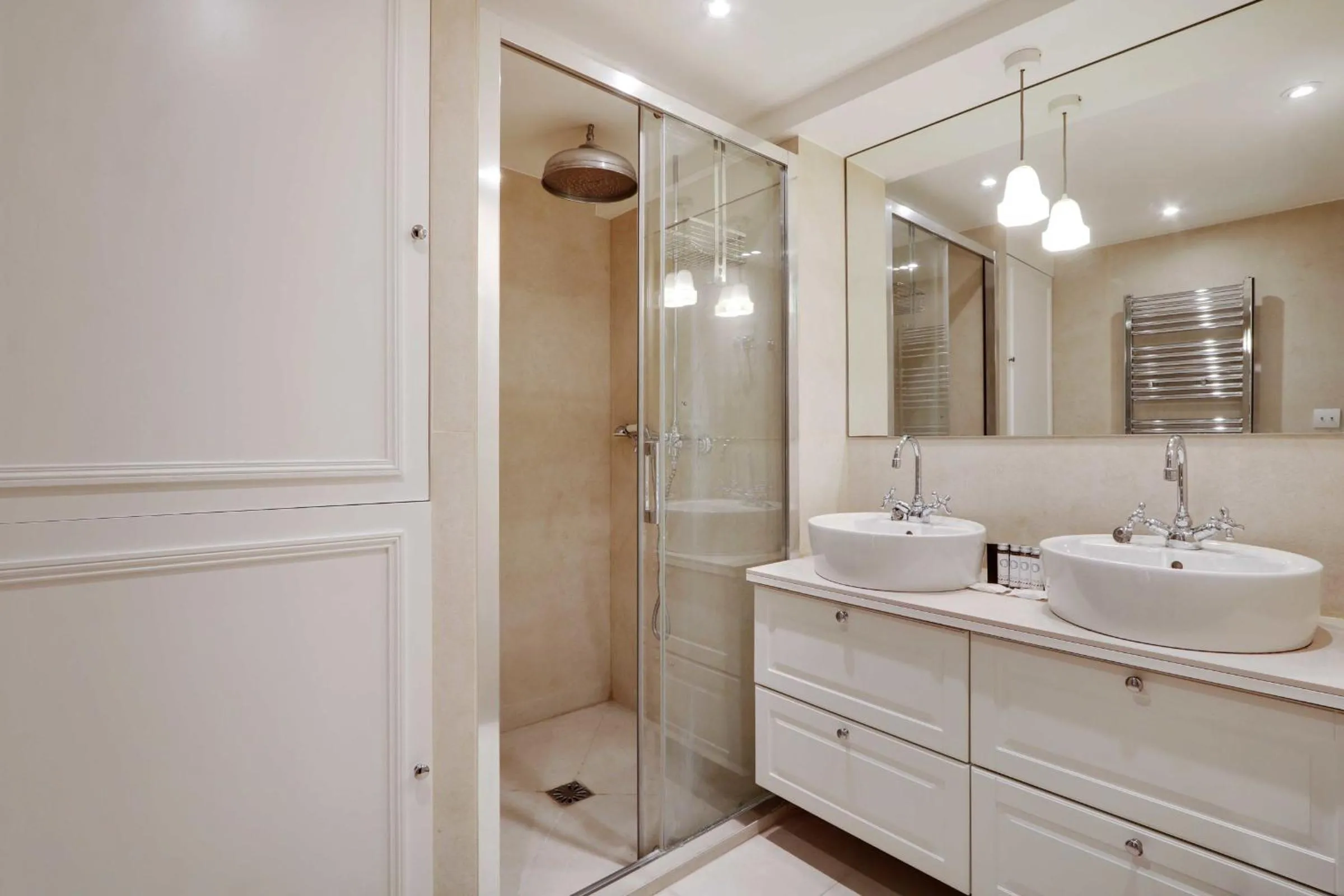 Bathroom in Charming apartment - 2BR-6P - Rue mouffertard
