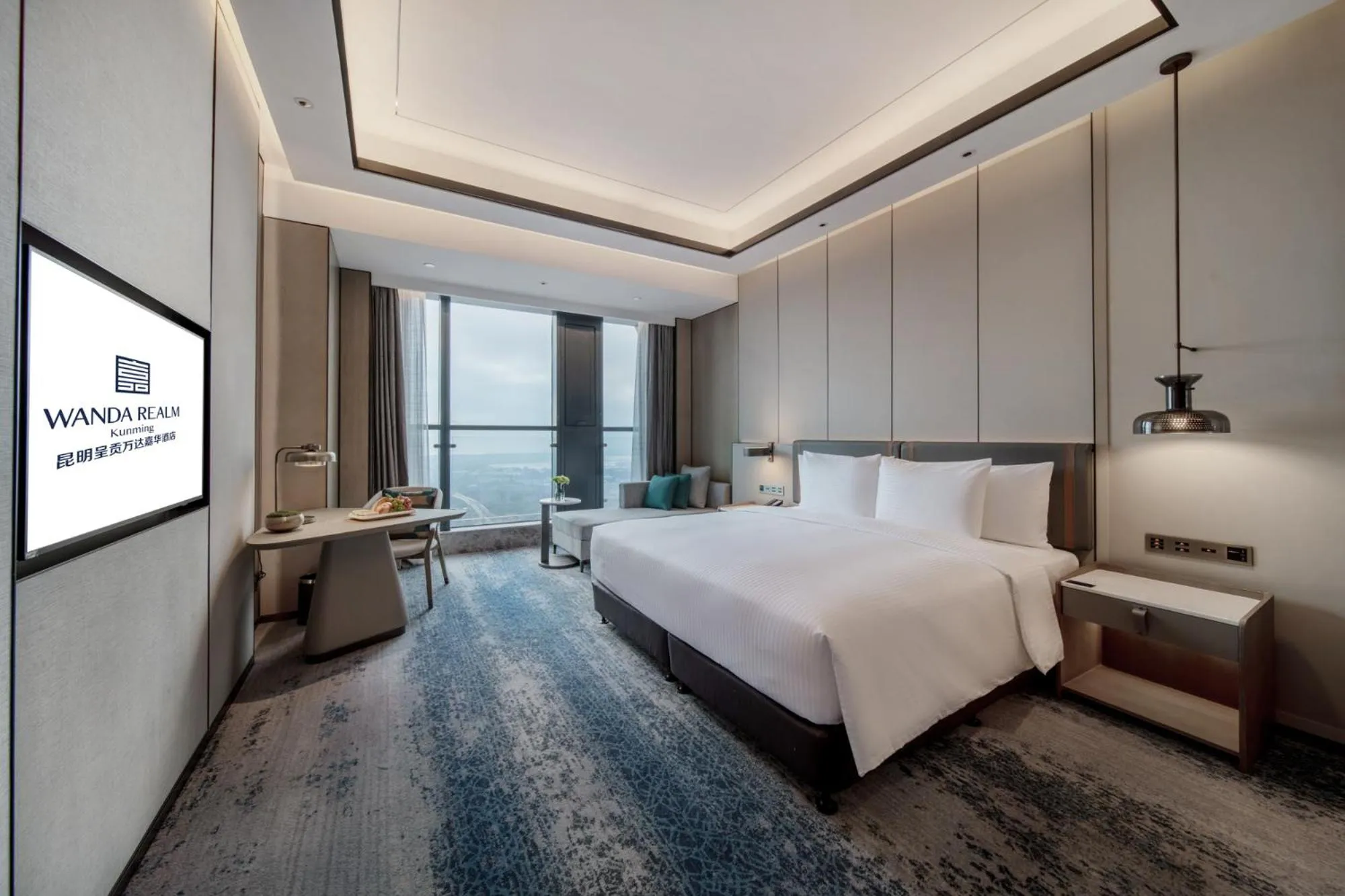 Photo of the whole room, Bed in Wanda Realm Kunming