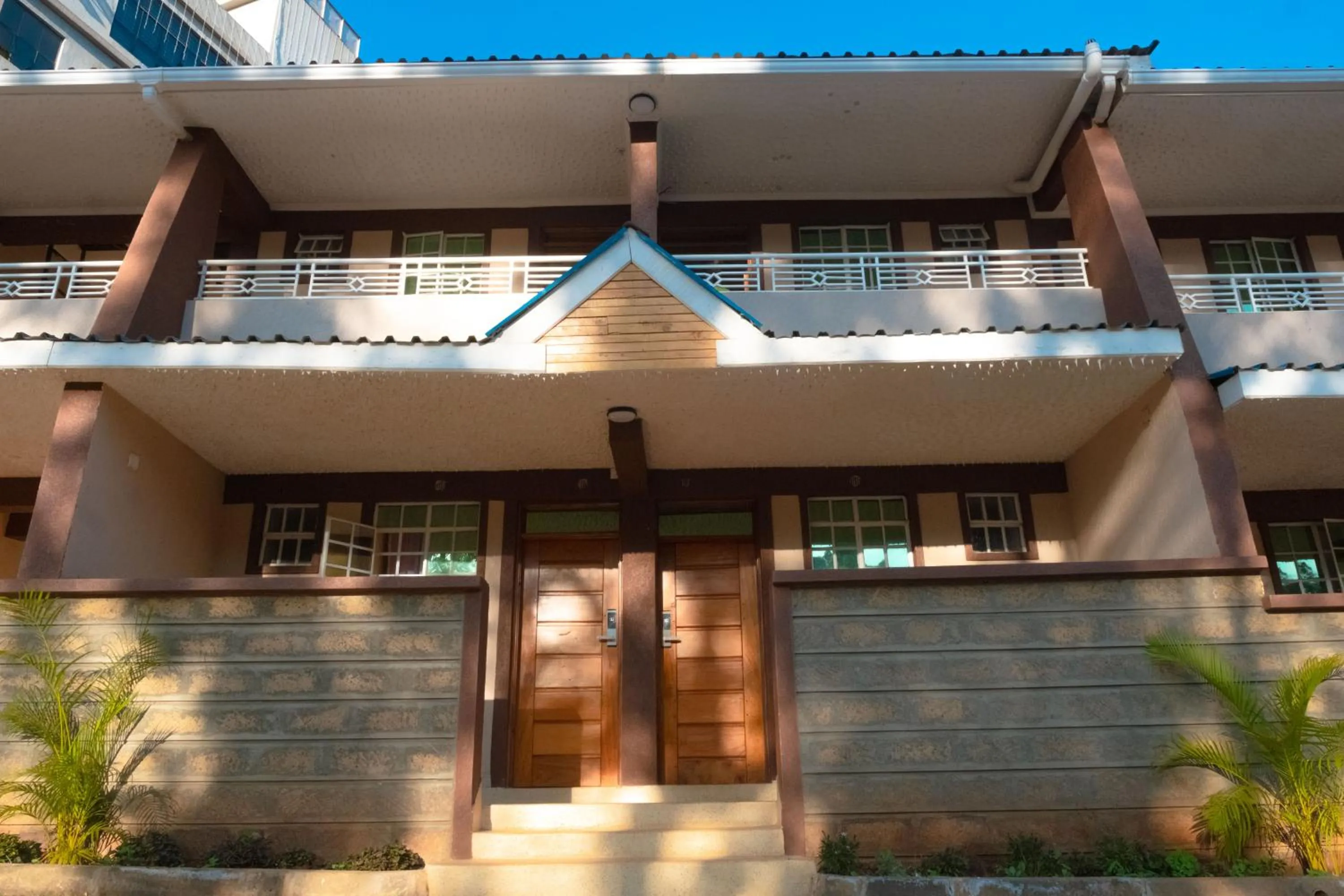 Property building in Gardens Executive Suites