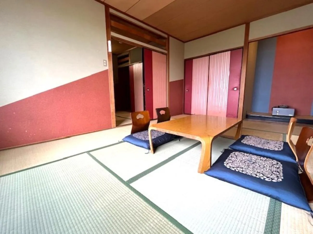 Photo of the whole room, Bed in Hotel Seiryu Japanese Spa inn with spectacular view in Osaka