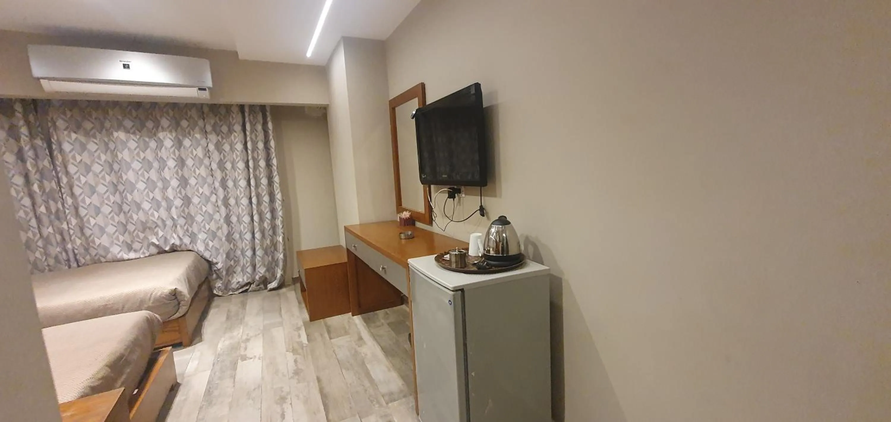 Garden City Plaza Hotel