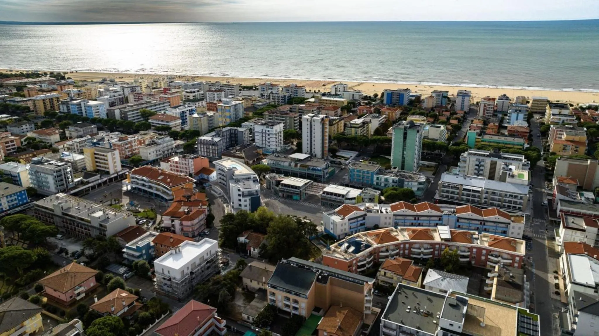 Neighbourhood in Bright flat in residence with pool - Beahost