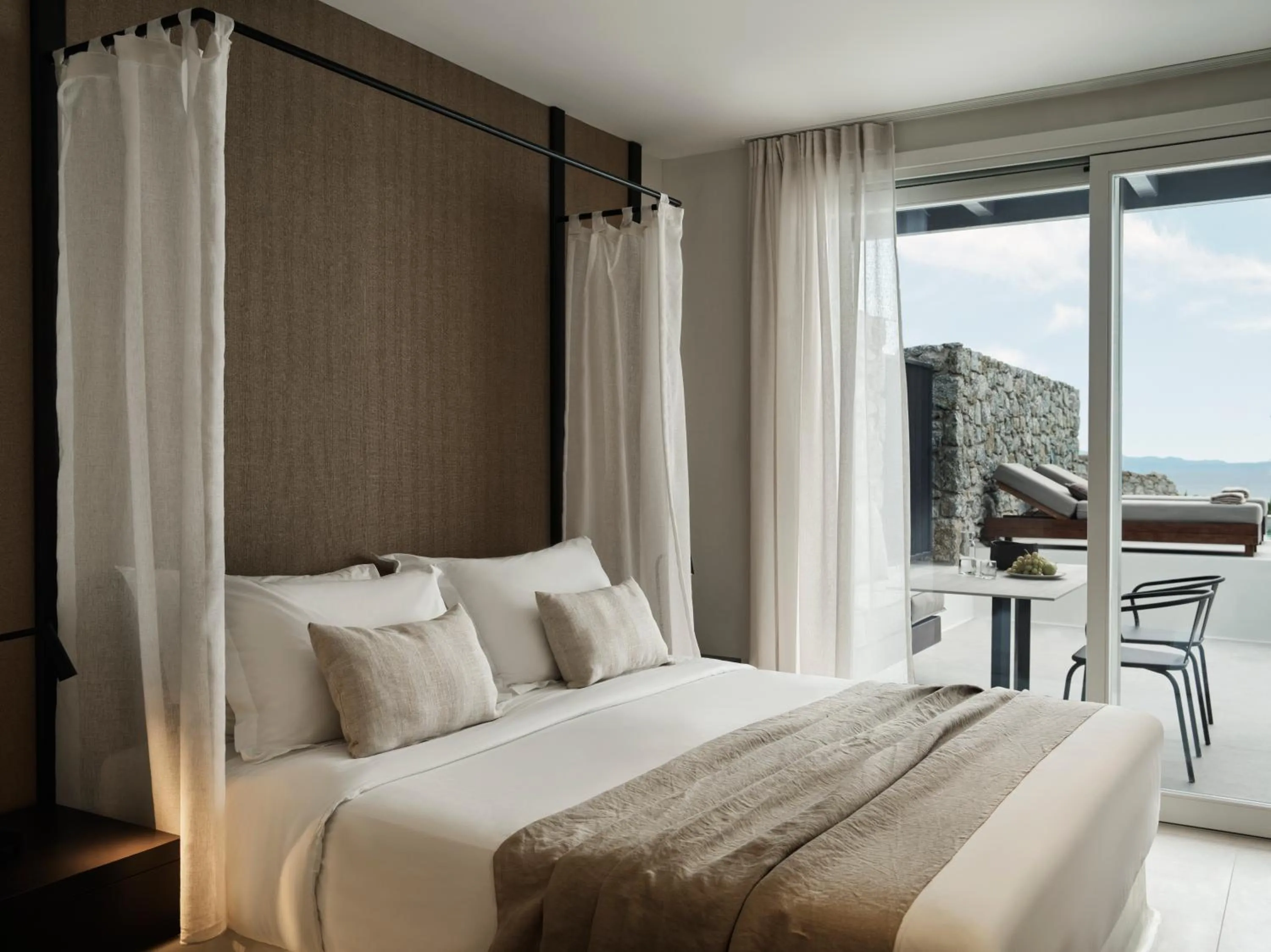 Bed in Ezio Bo Luxury Living