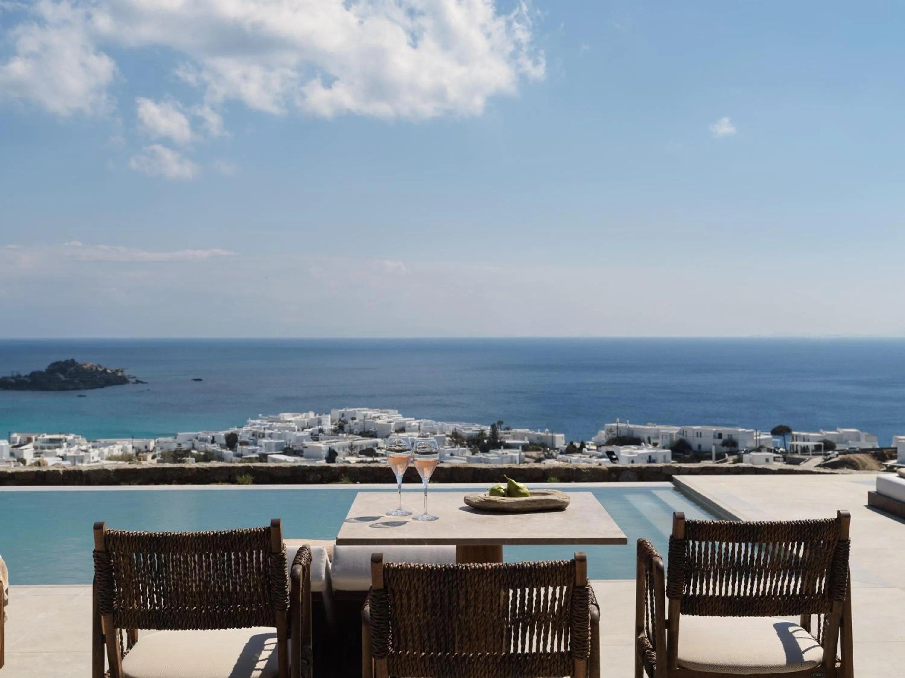 Restaurant/places to eat in Ezio Bo Luxury Living