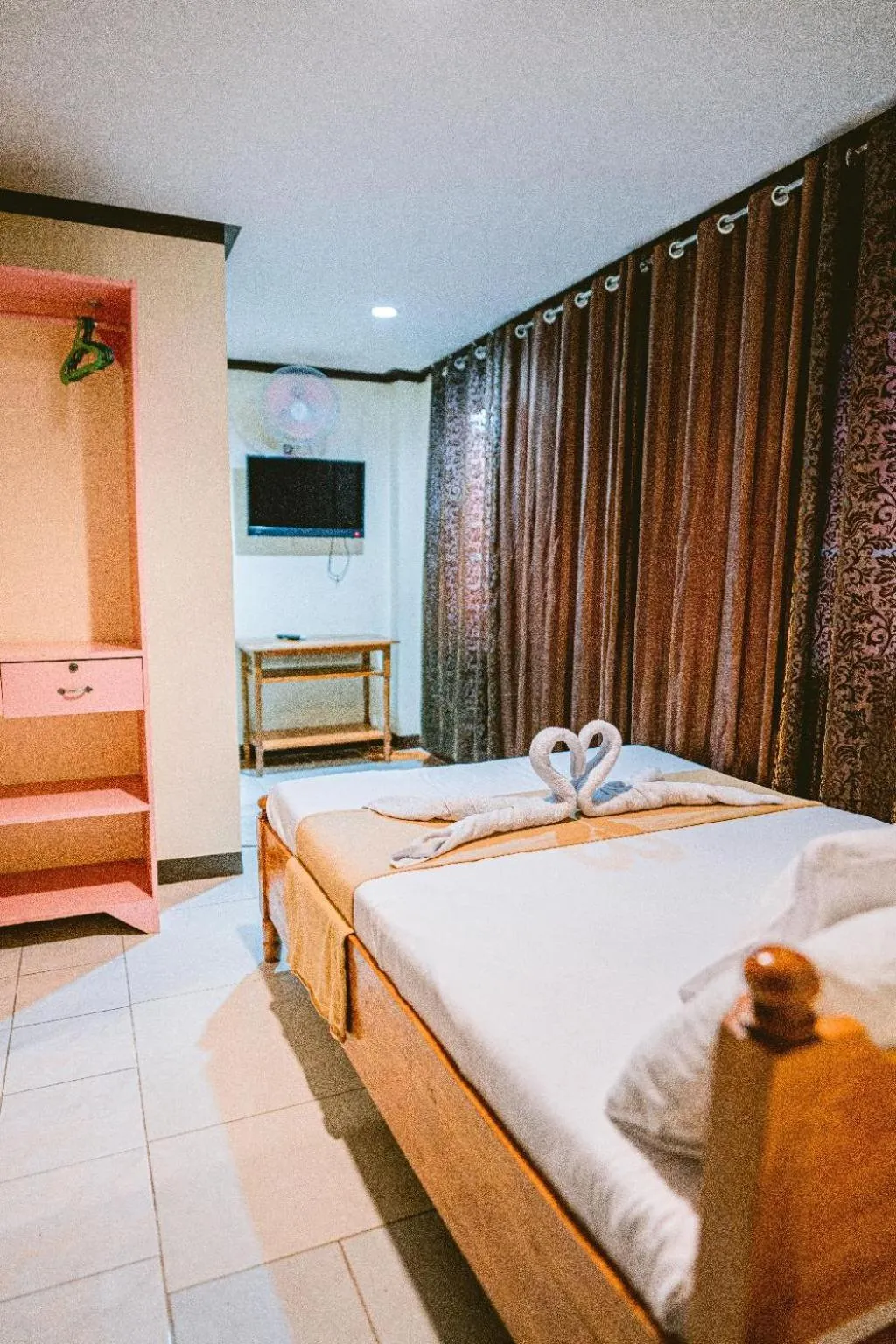 Bed in Jazmine's Place