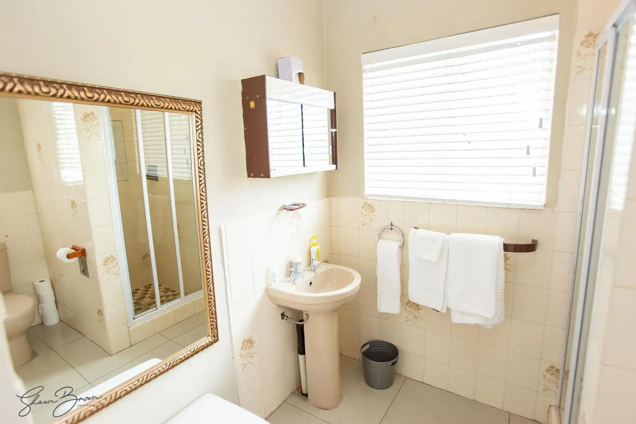 Standard Double Room in Zoe BnB Standard Double Room in Zoe BnB