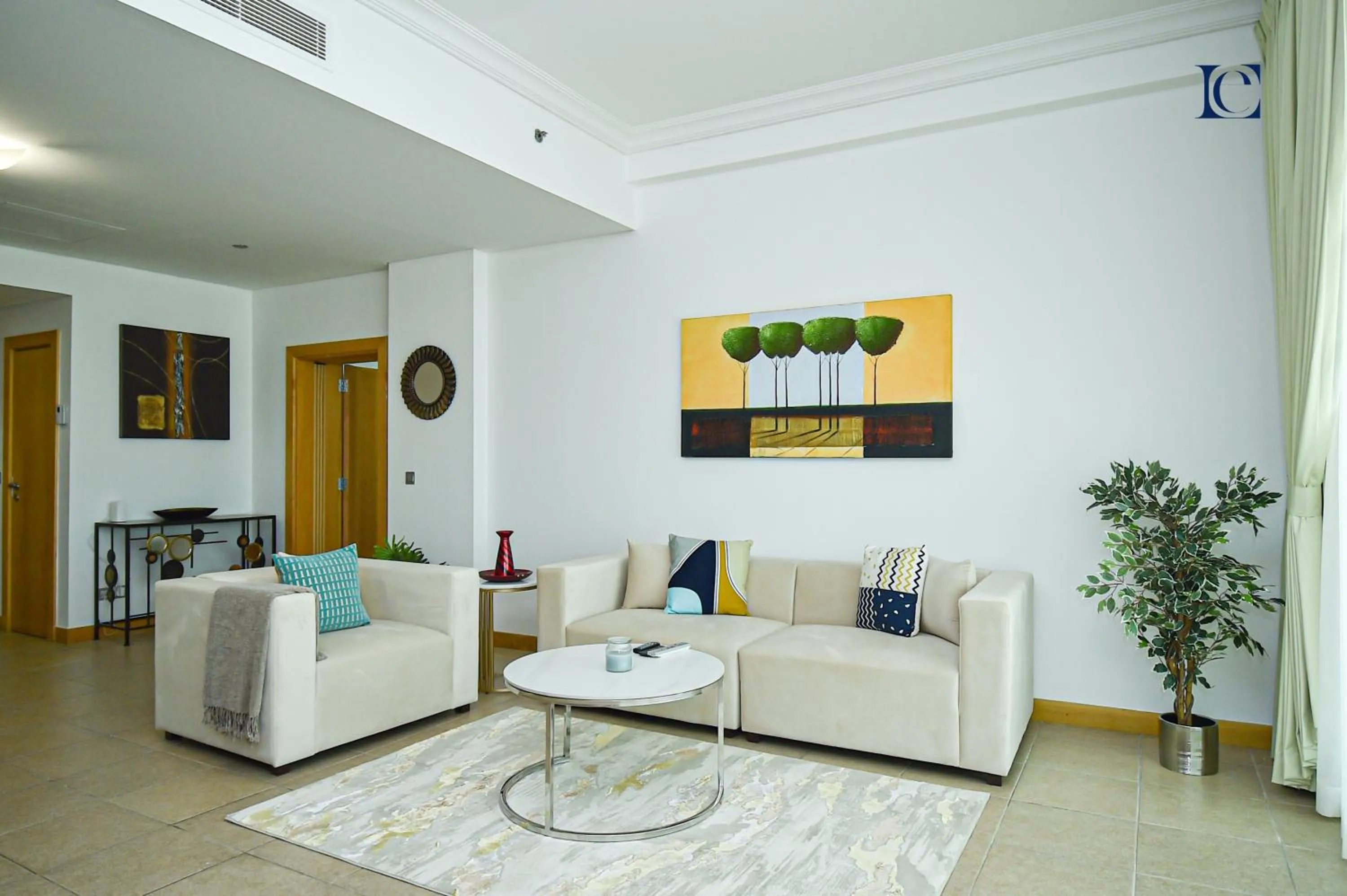 Living room in Luxury Escapes - Palm Jumeirah's Spectacular Ocean-View Apartment - NABAT