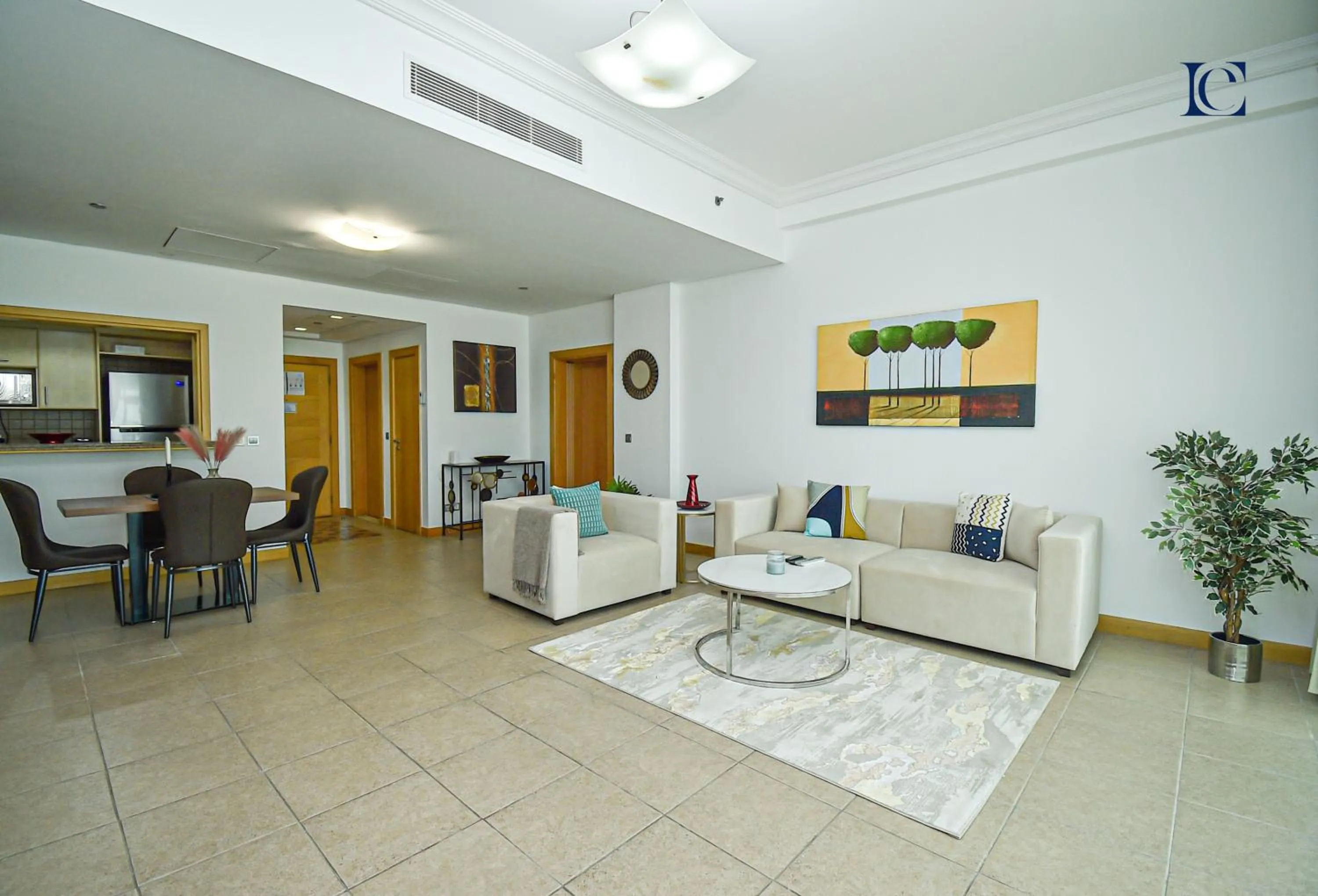 Living room in Luxury Escapes - Palm Jumeirah's Spectacular Ocean-View Apartment - NABAT