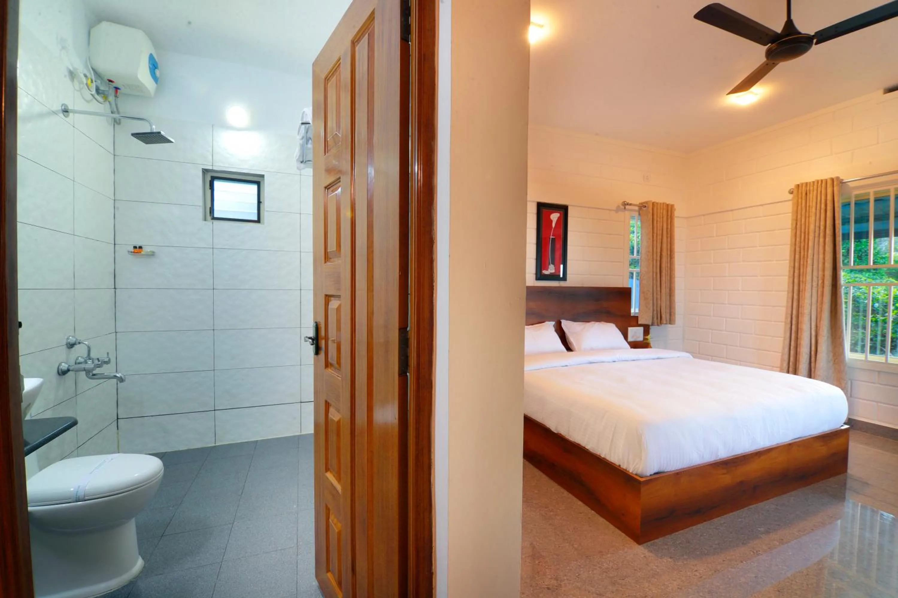10 Degrees North By Avni Holidays