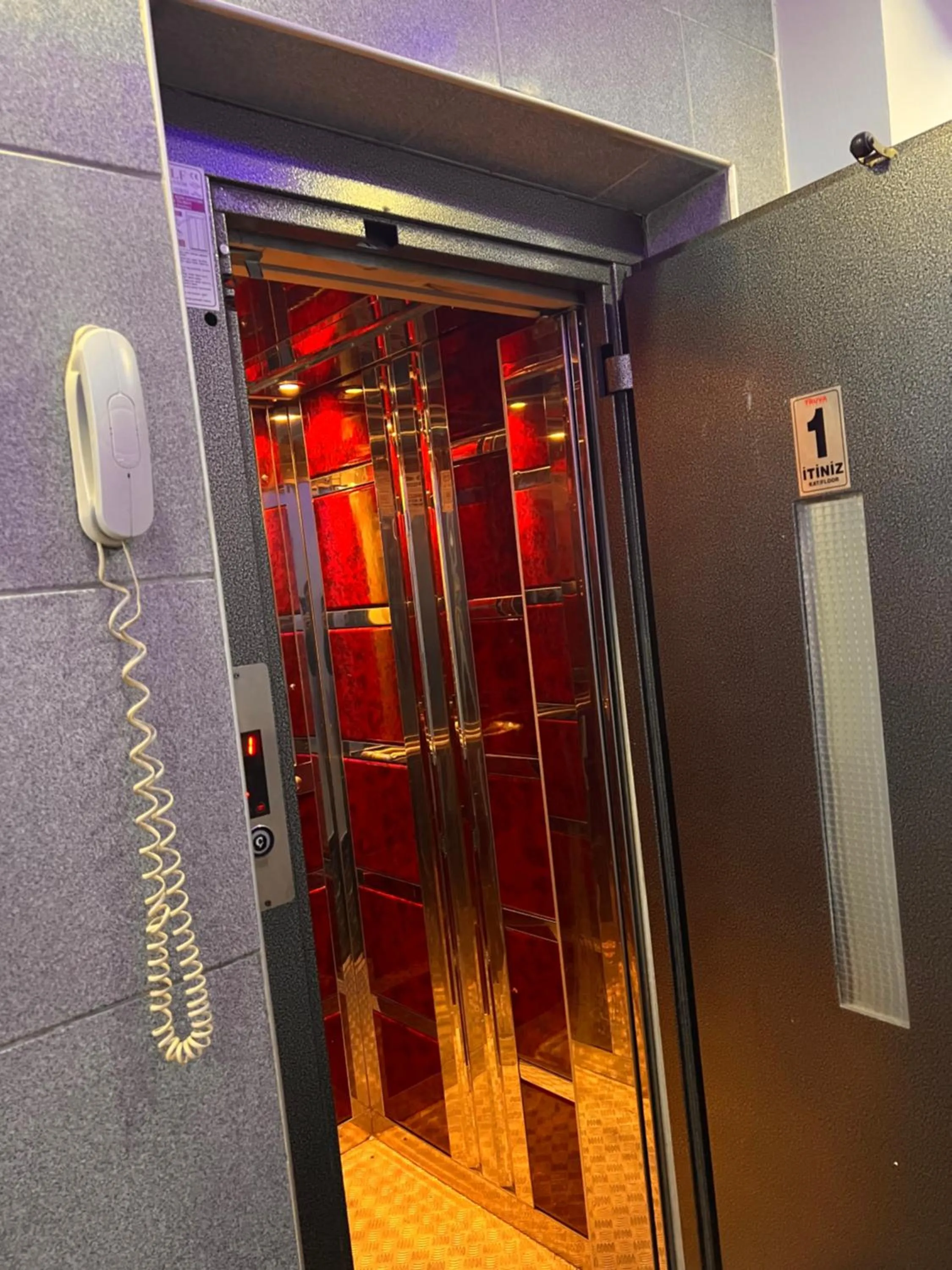 elevator in Sami hotel
