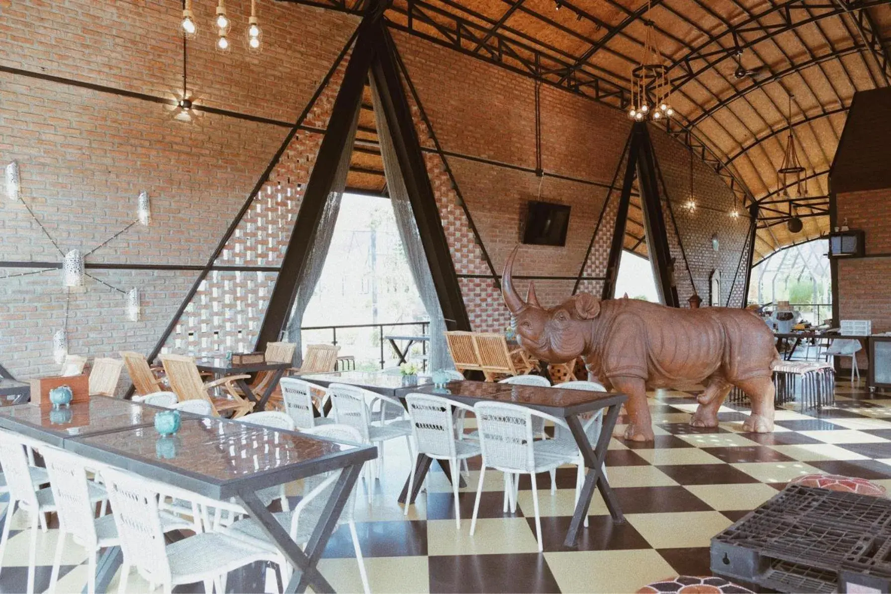 Restaurant/places to eat in Oxy Resort Restaurant/places to eat in Oxy Resort