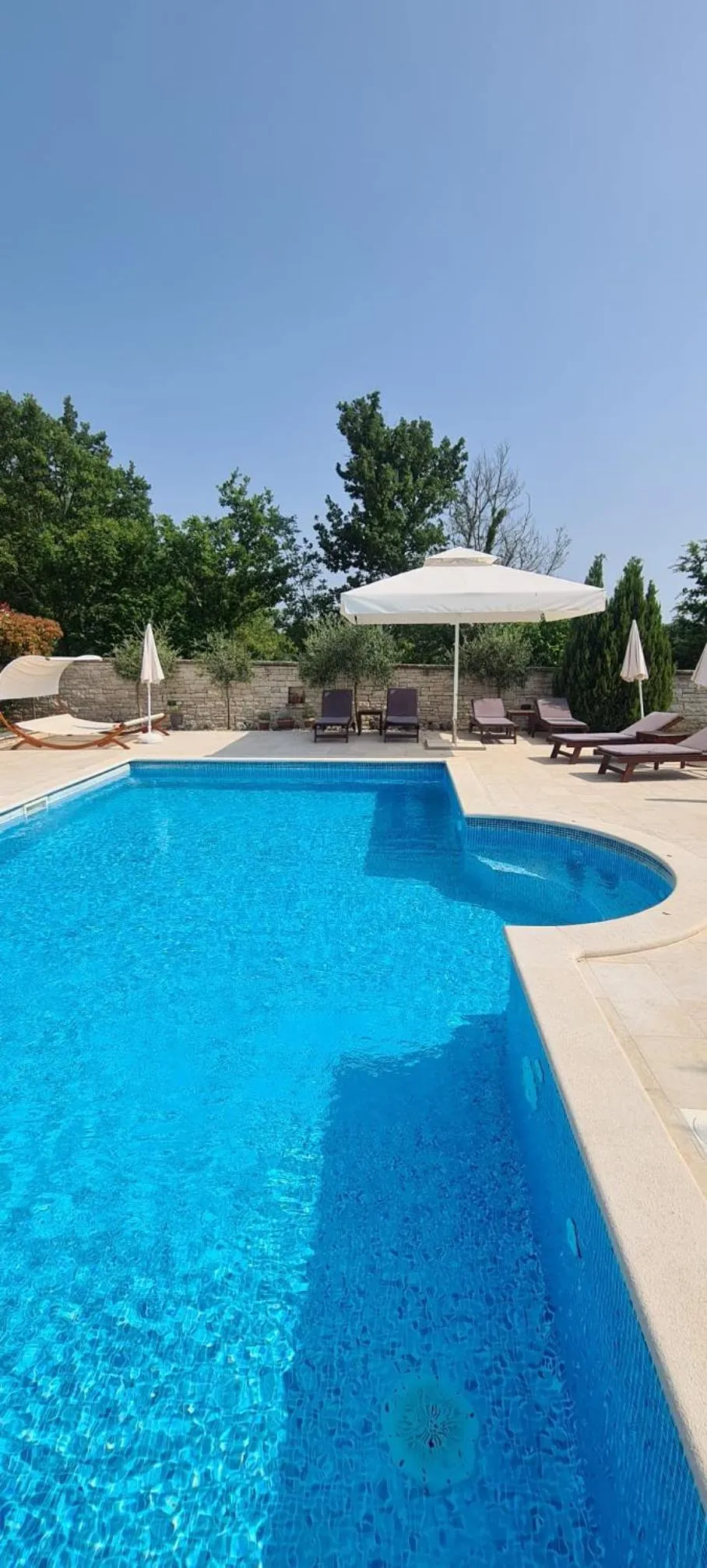 Swimming pool in Villa Stella