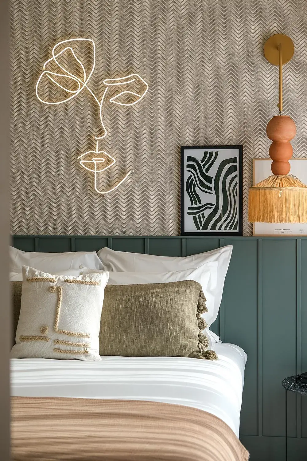 Bedroom, Bed in Bloom House Hôtel & SPA Bedroom, Bed in Bloom House Hôtel & SPA