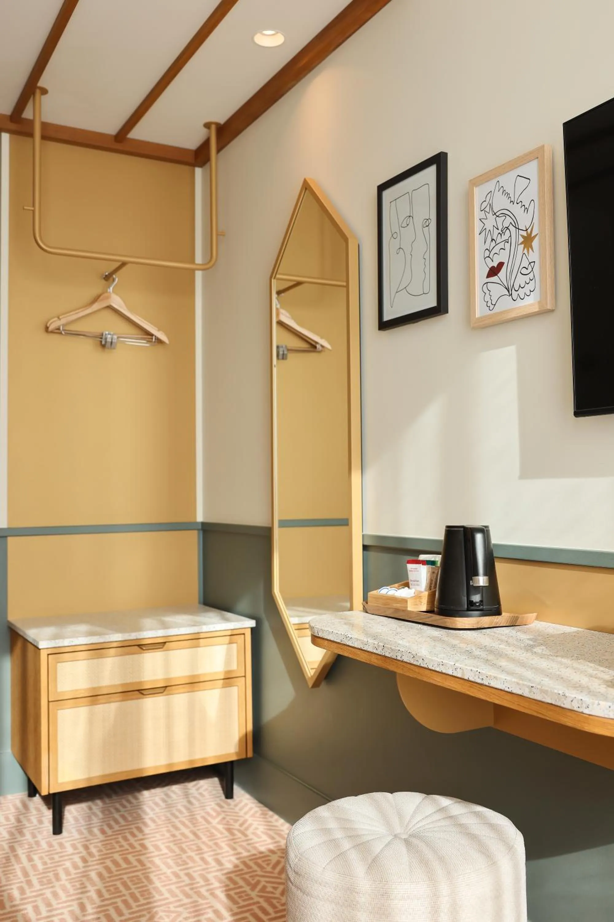 Bloom House Hôtel & SPA