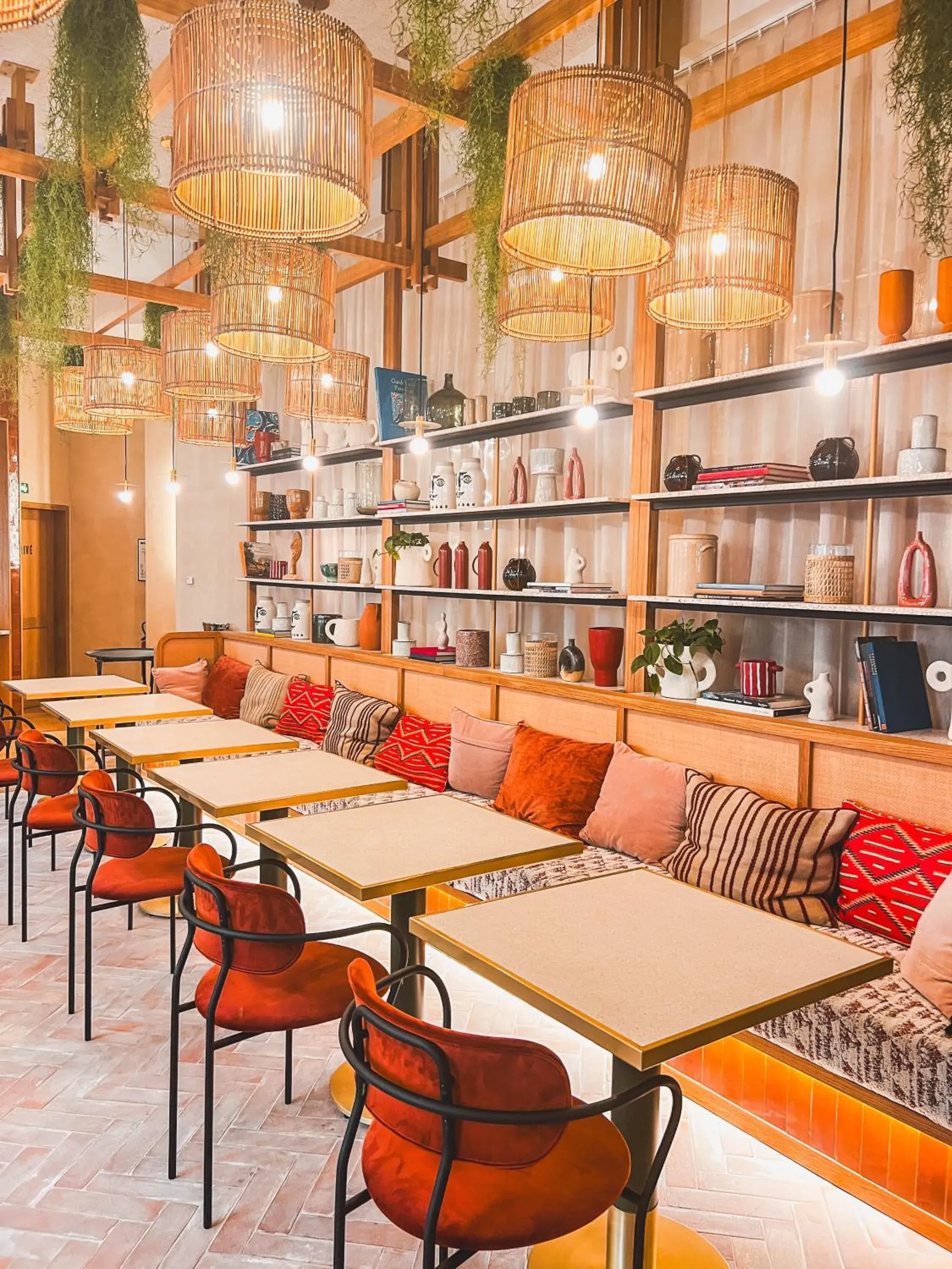 Restaurant/places to eat in Bloom House Hôtel & SPA Restaurant/places to eat in Bloom House Hôtel & SPA