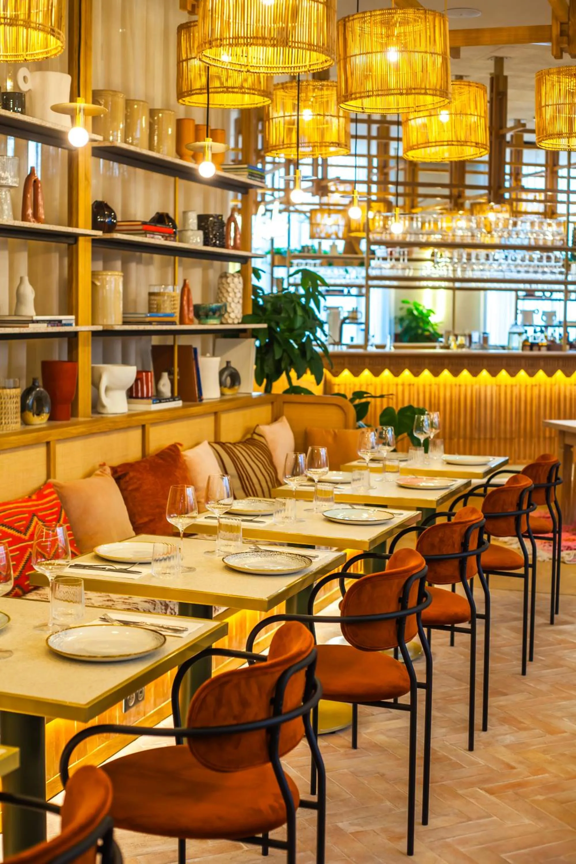 Restaurant/places to eat in Bloom House Hôtel & SPA