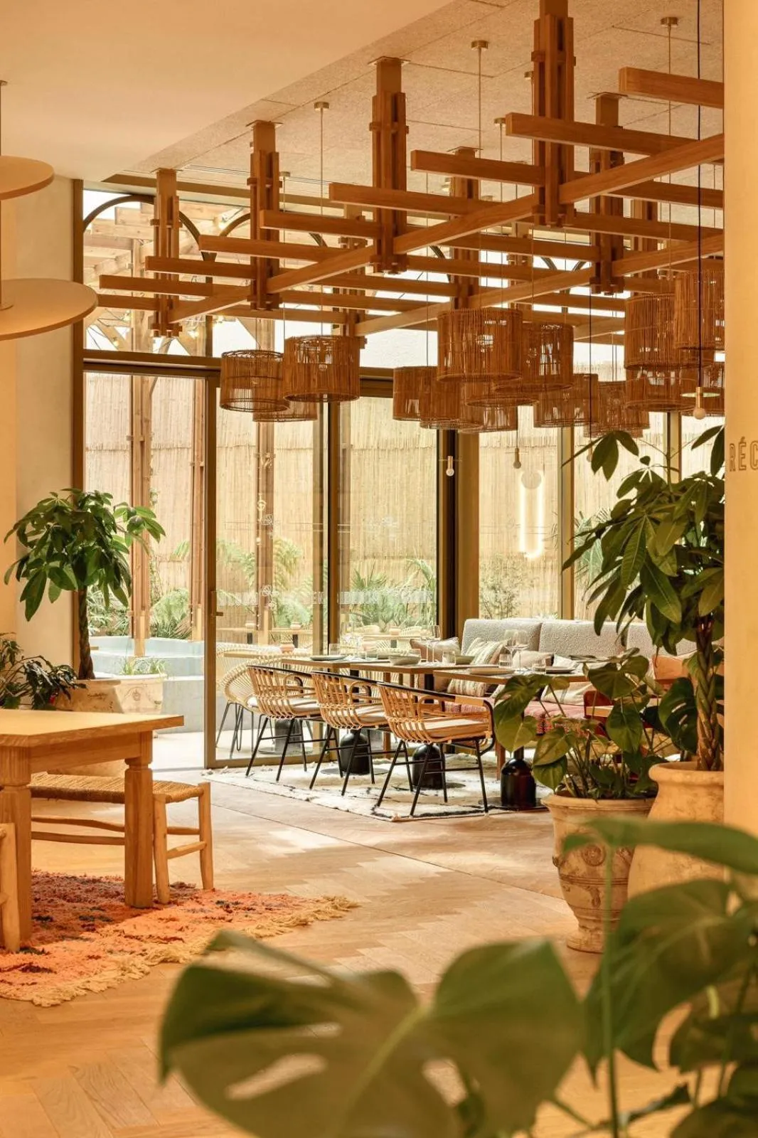 Restaurant/places to eat in Bloom House Hôtel & SPA