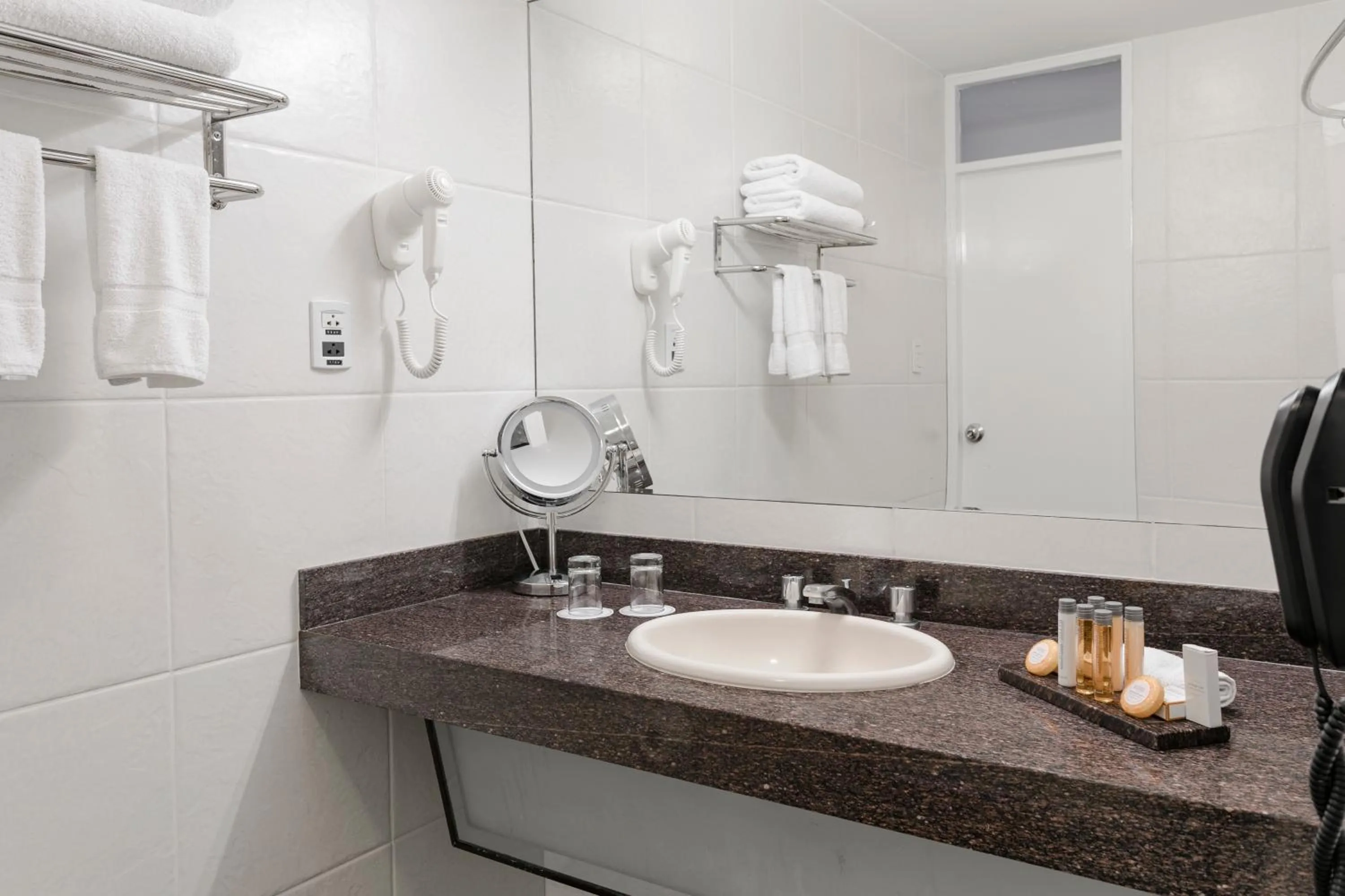 Bathroom in Wyndham Costa del Sol Chiclayo