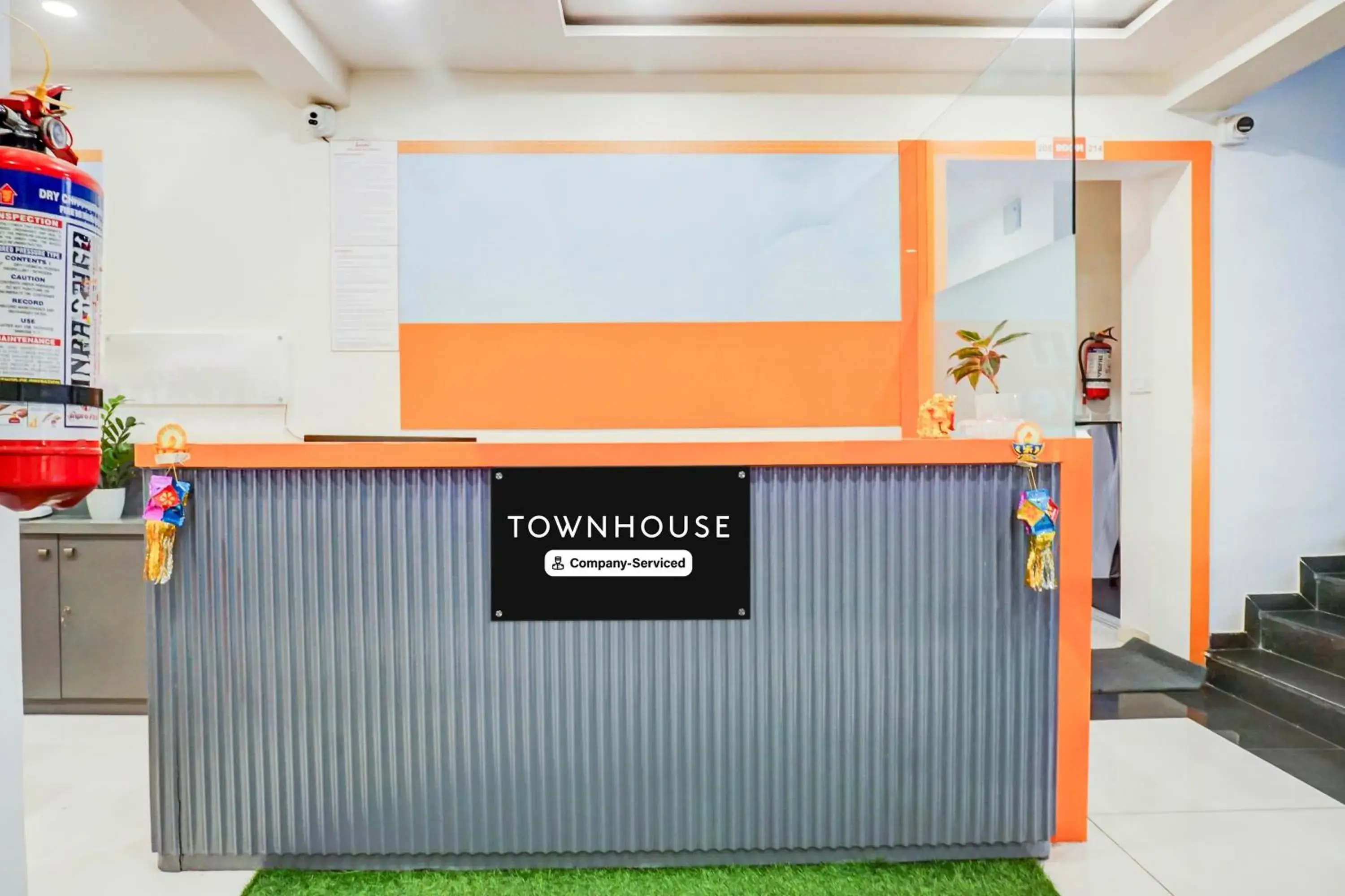 Lobby or reception in Super Townhouse Hadapsar formerly Savali Inn Lobby or reception in Super Townhouse Hadapsar formerly Savali Inn