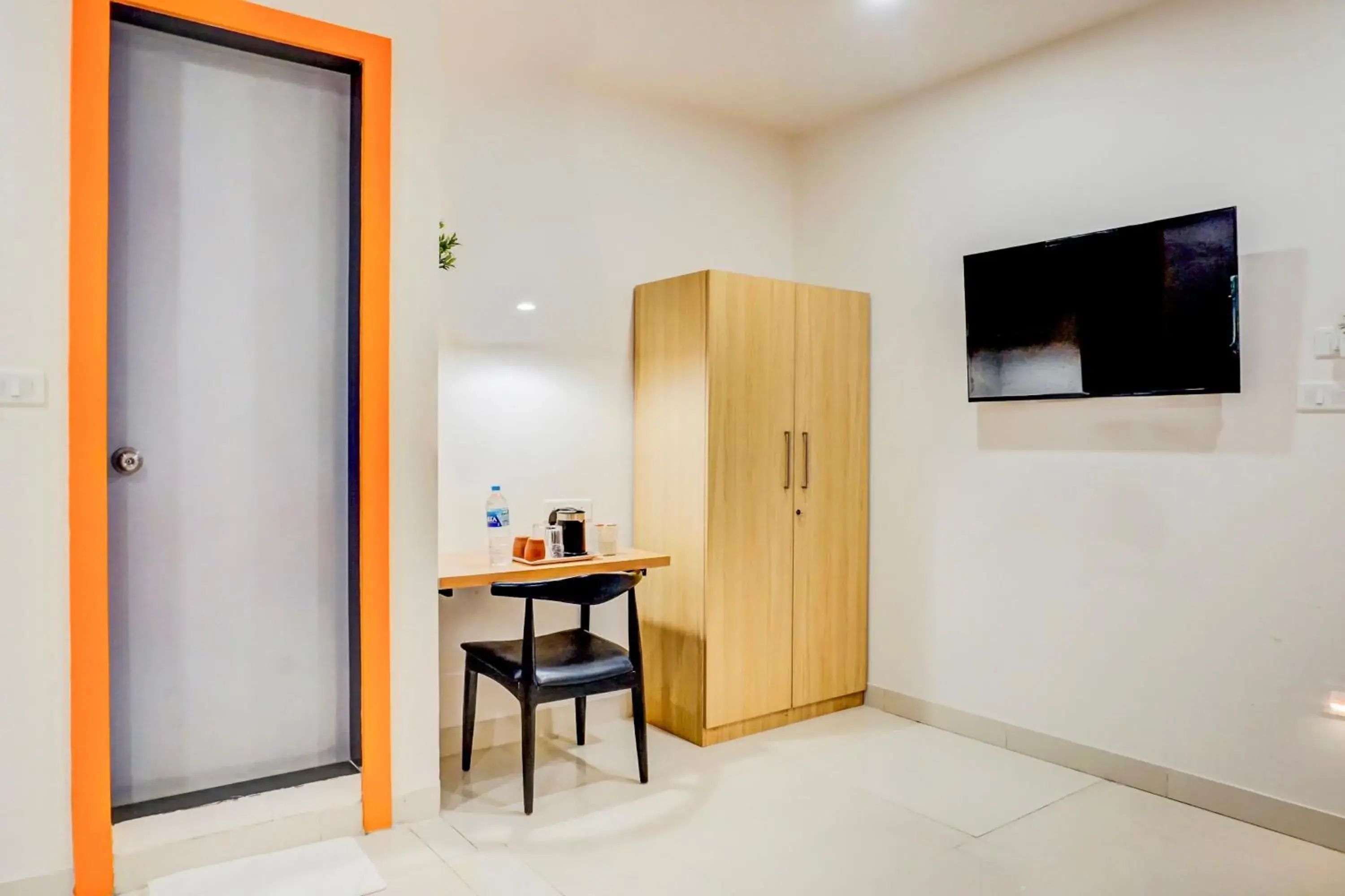 Bedroom in Super Townhouse Hadapsar formerly Savali Inn Bedroom in Super Townhouse Hadapsar formerly Savali Inn