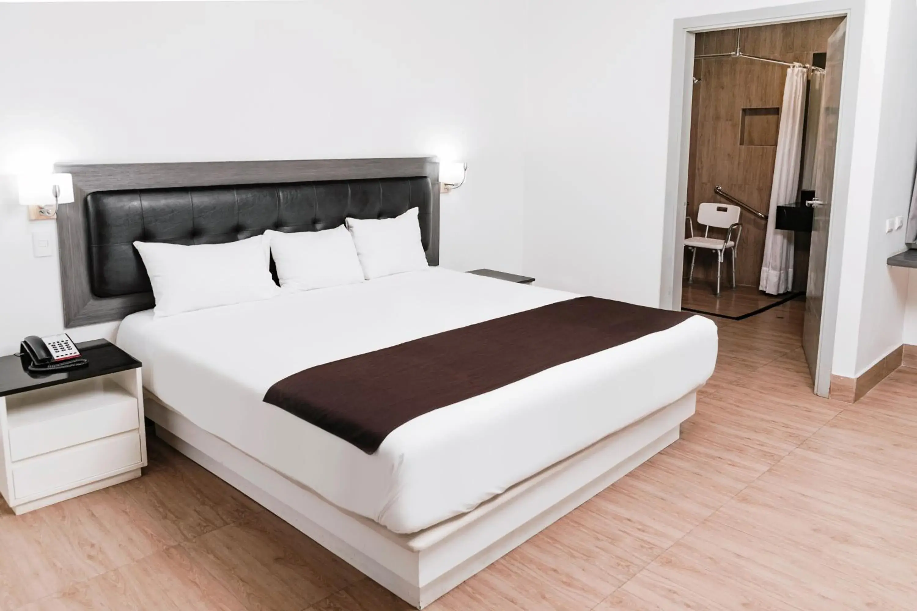 Bed in Wyndham Costa del Sol Tumbes Bed in Wyndham Costa del Sol Tumbes