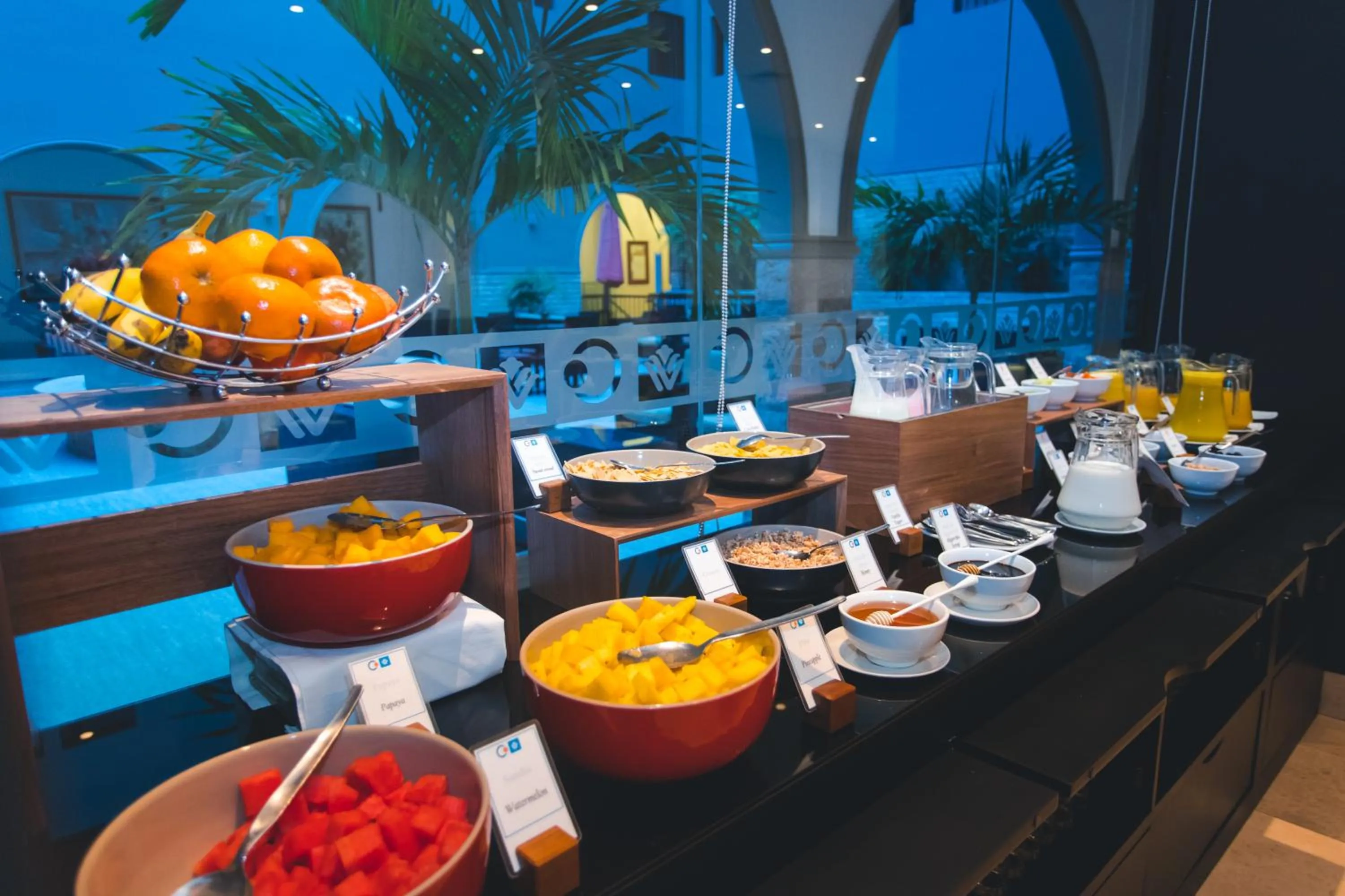 Staff in Wyndham Costa del Sol Piura