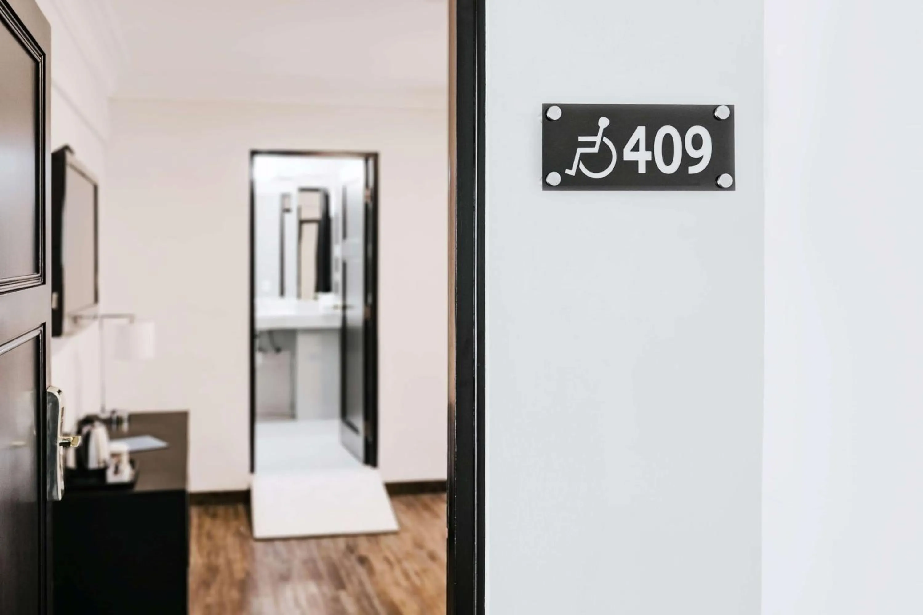 Photo of the whole room in Wyndham Costa del Sol Piura