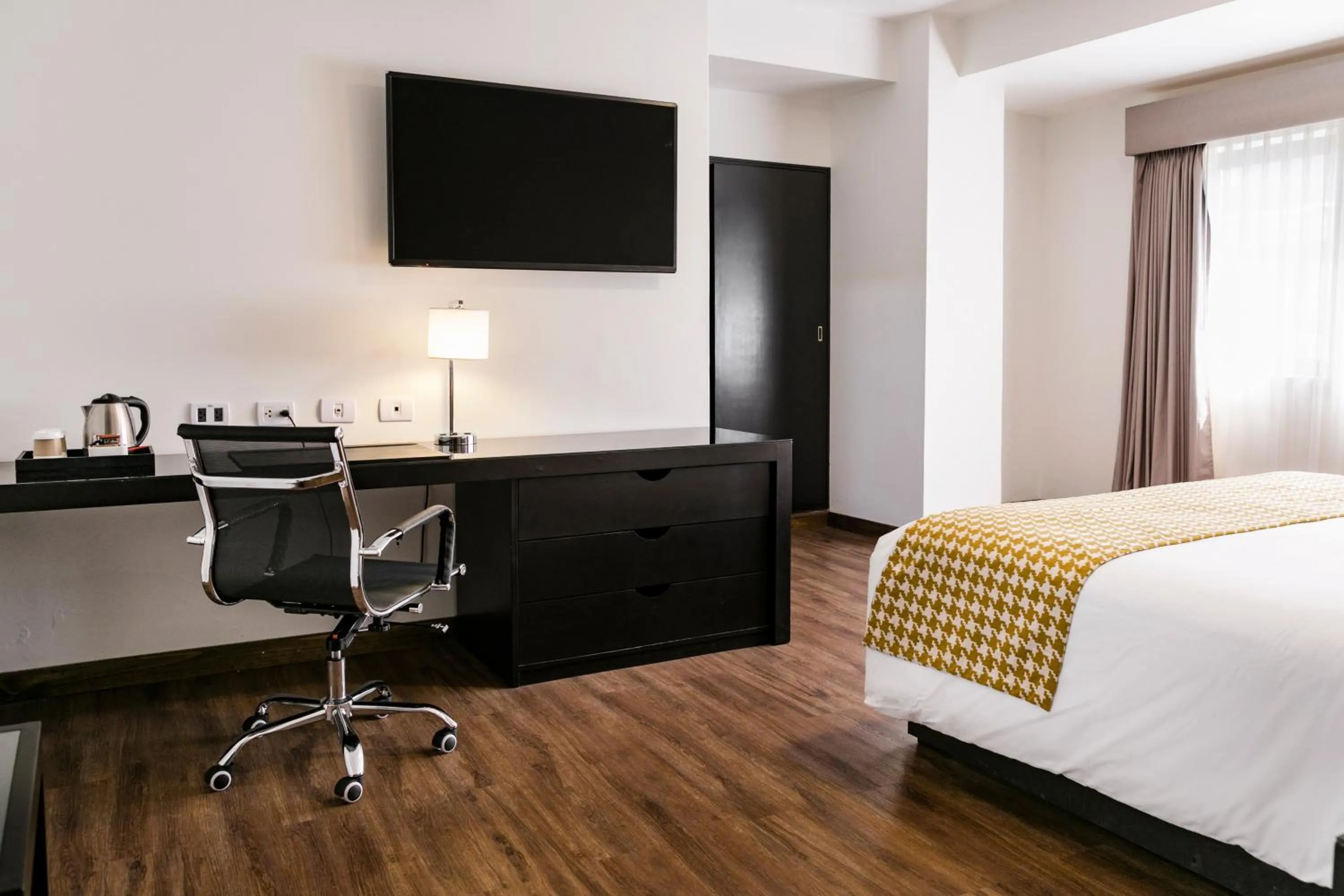 Bedroom, Bed in Wyndham Costa del Sol Piura