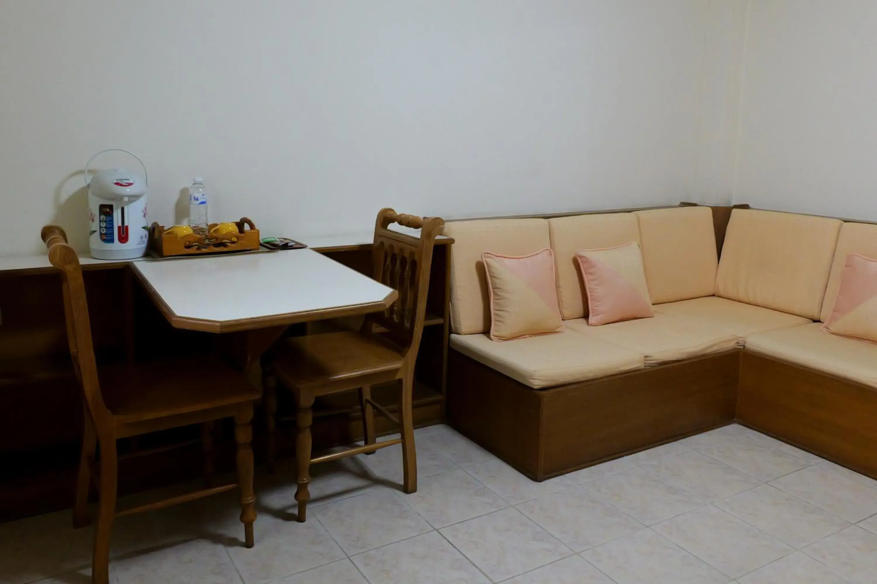 Living room in โรงแรมมูนแอนด์ซัน Moon and Sun Hotel Living room in โรงแรมมูนแอนด์ซัน Moon and Sun Hotel