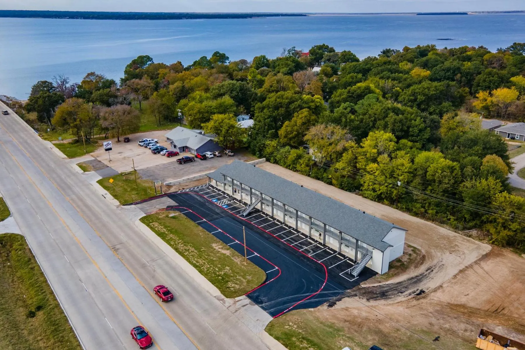 Day in Extended Stay Gun Barrel City