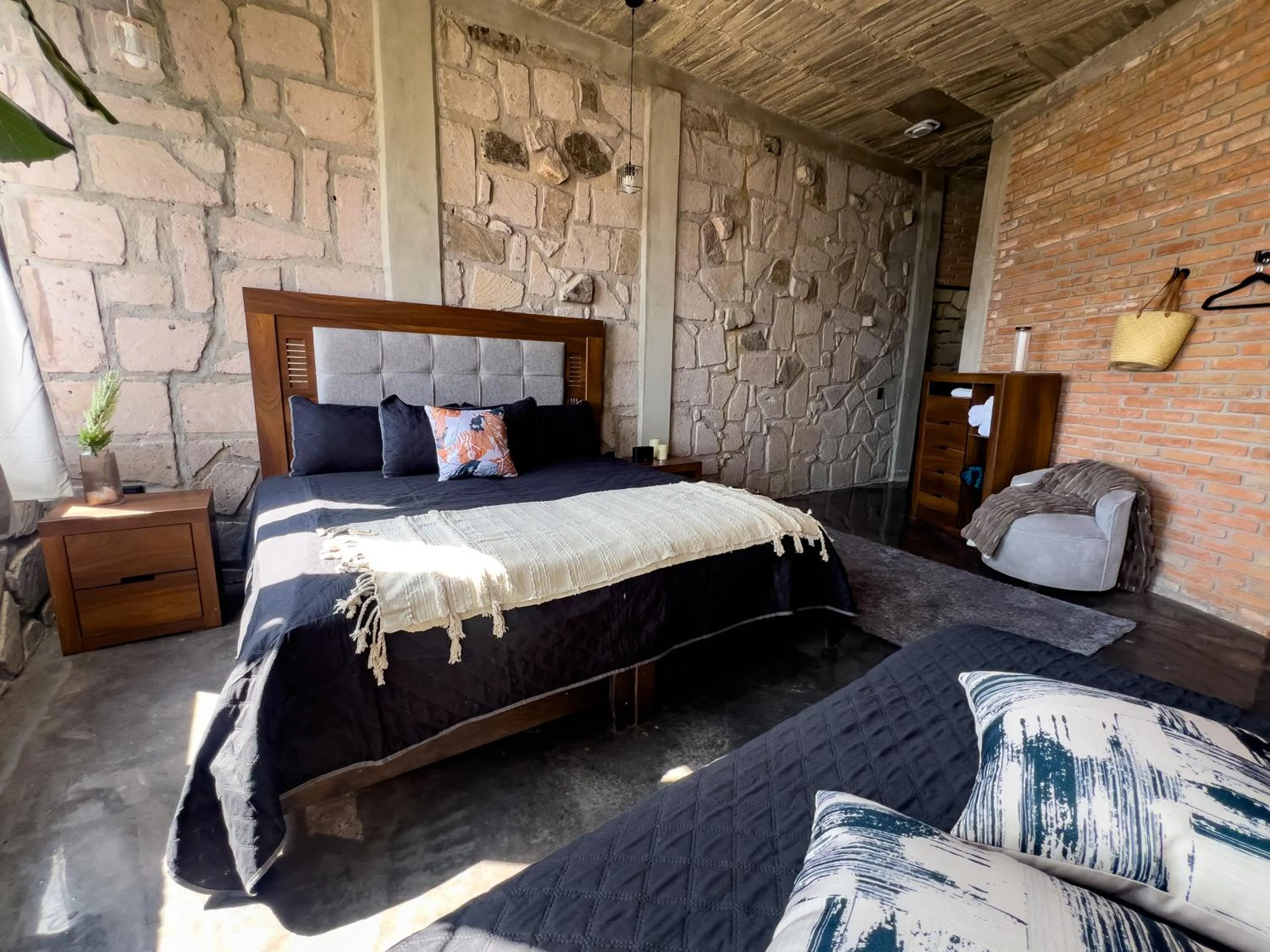 Photo of the whole room, Bed in Dos Aguas Hotel Boutique