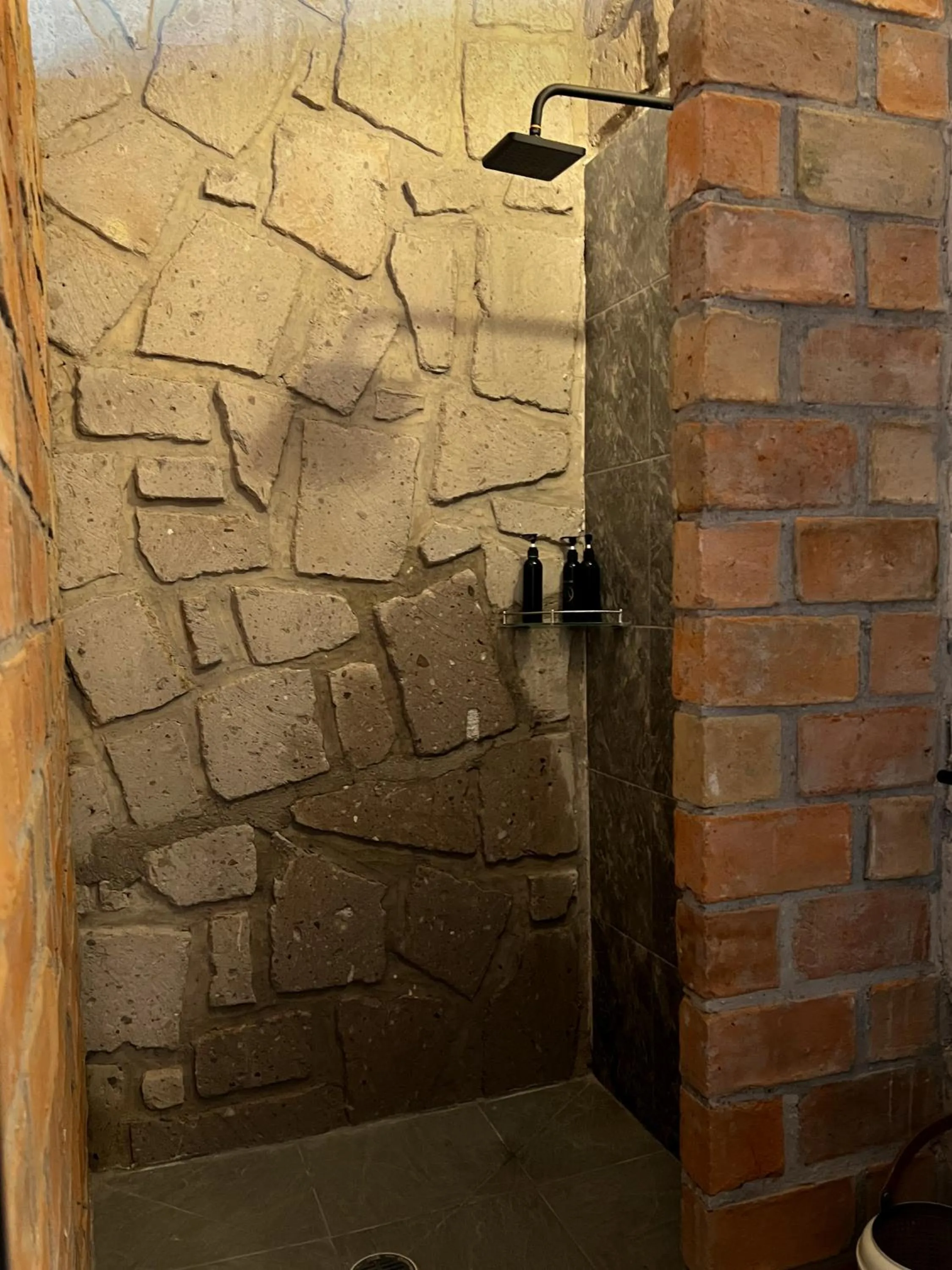 Shower in Dos Aguas Hotel Boutique