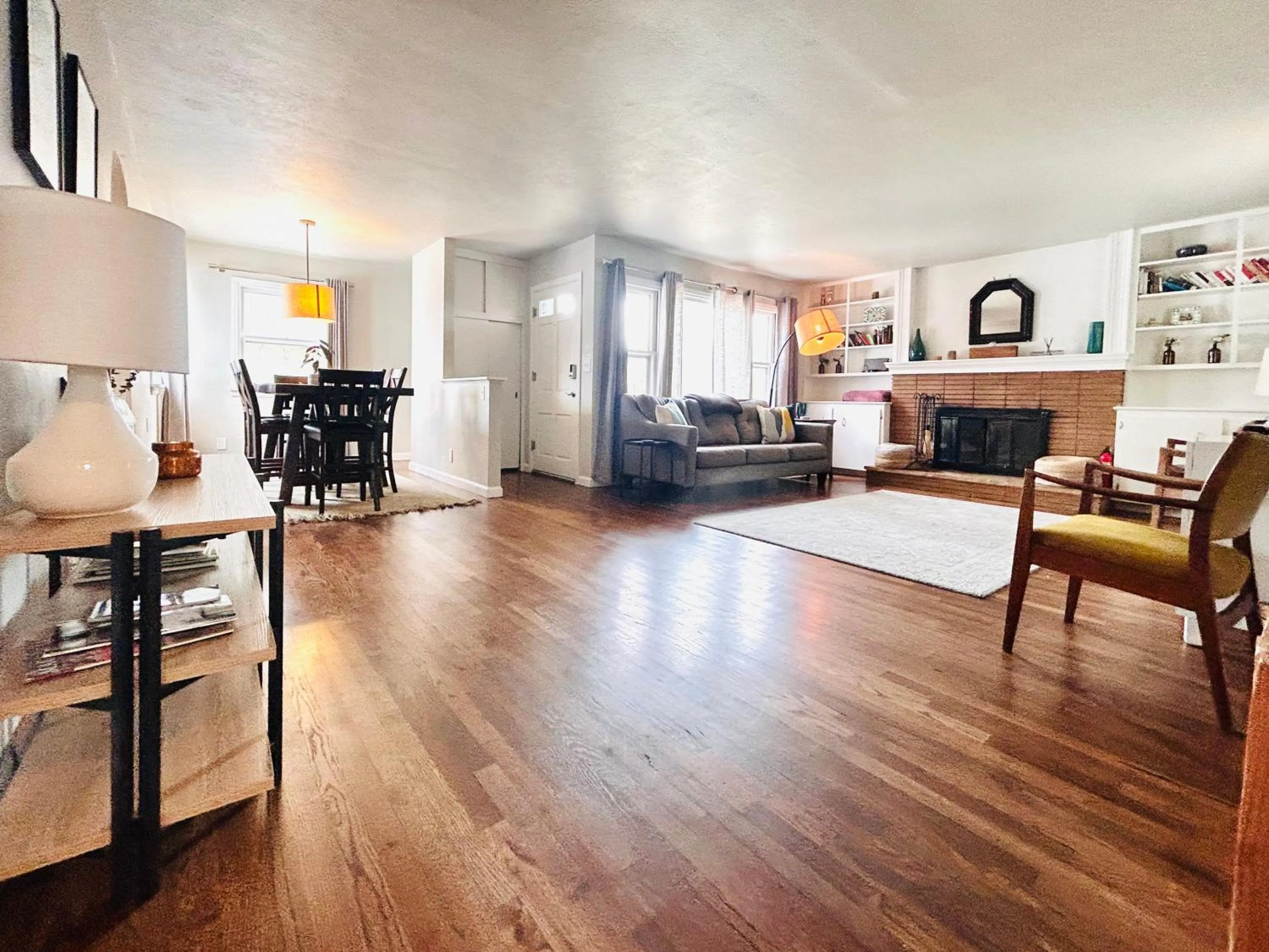 Other in Celebration Chalet! Quant, cozy, a few blocks from BSU and close to downtown Boise, Fireplace, 4 beds, and seating for 6 Pets Welcome!