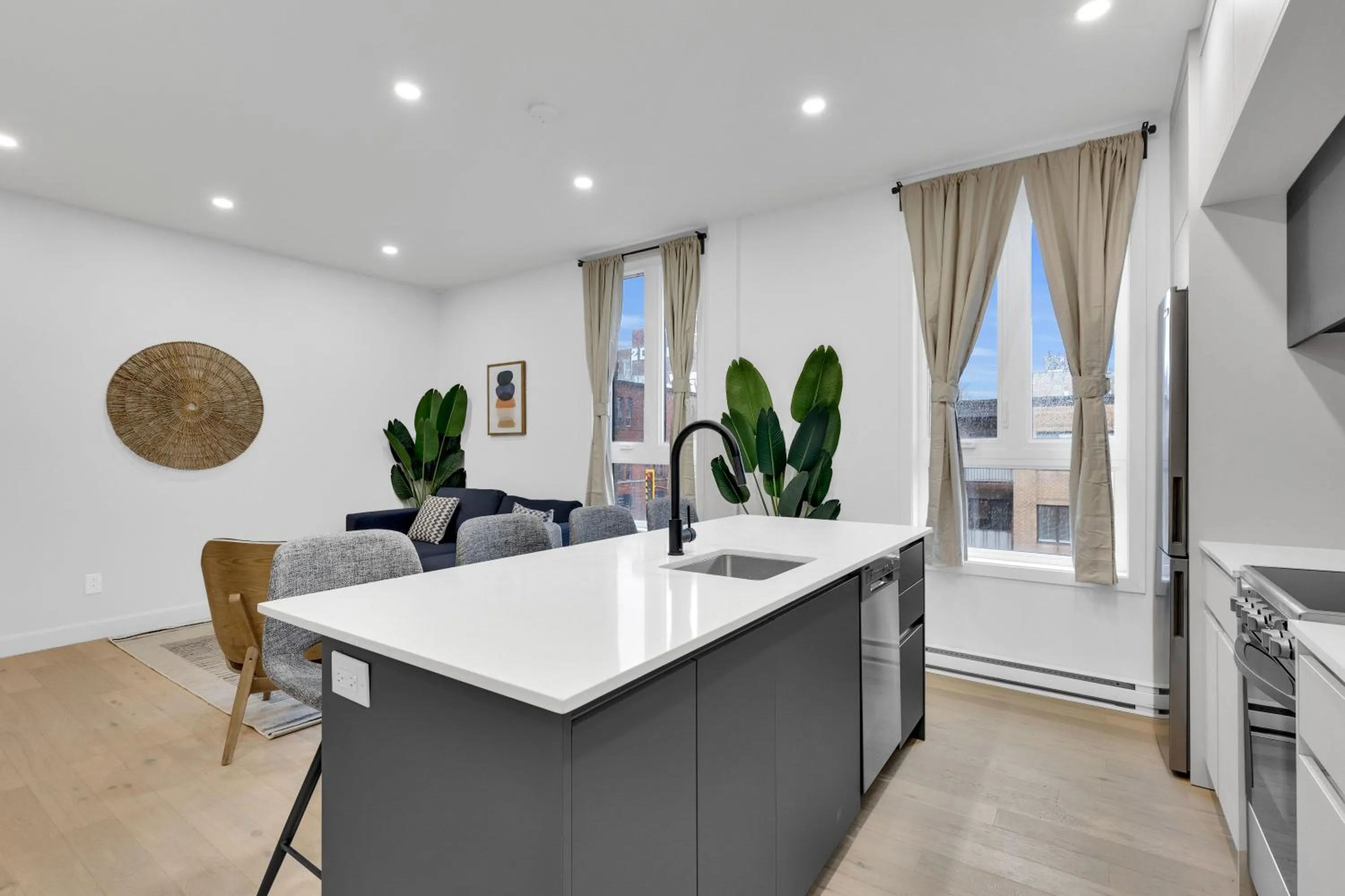 Deluxe Suites Downtown Montreal