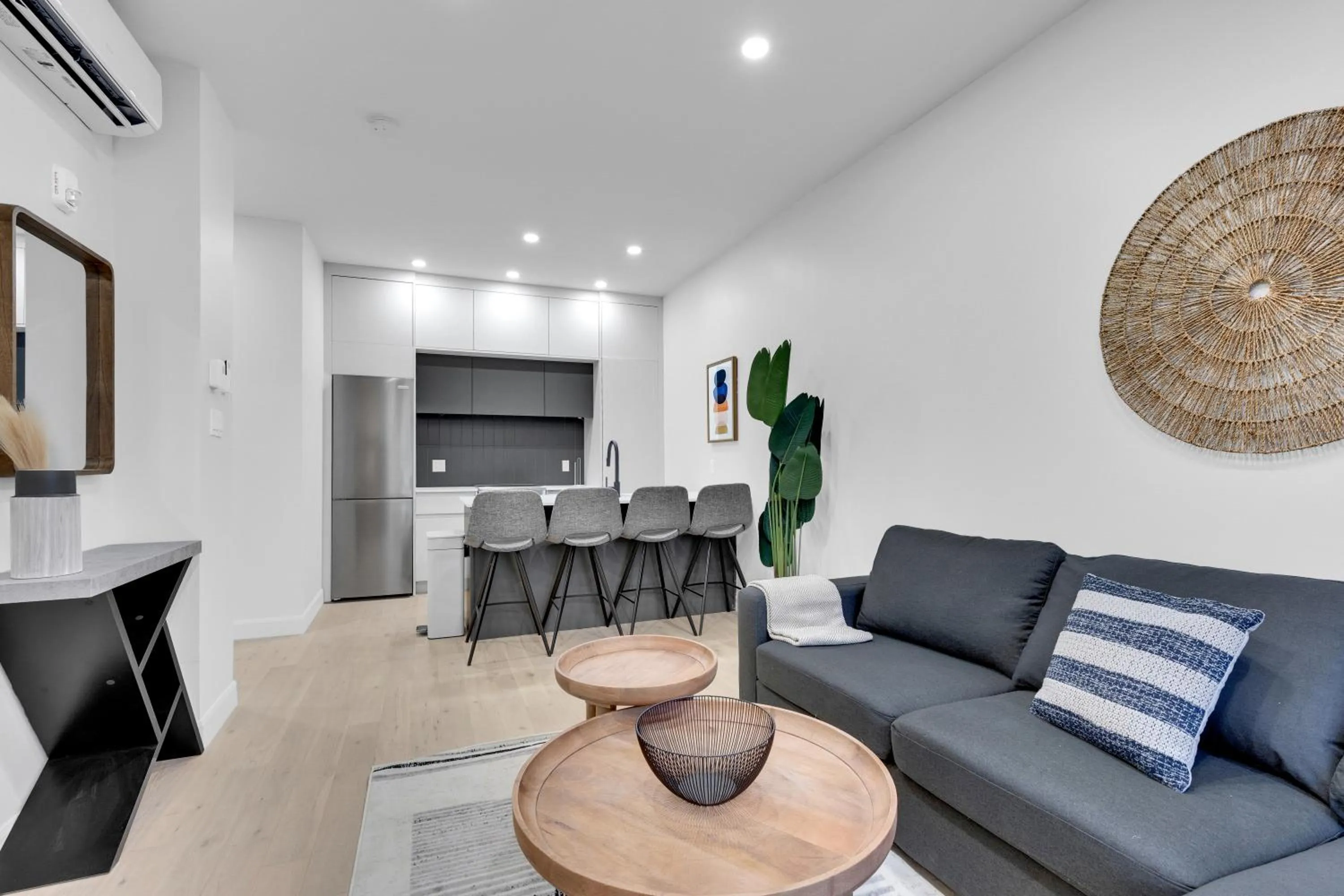 Deluxe Suites Downtown Montreal