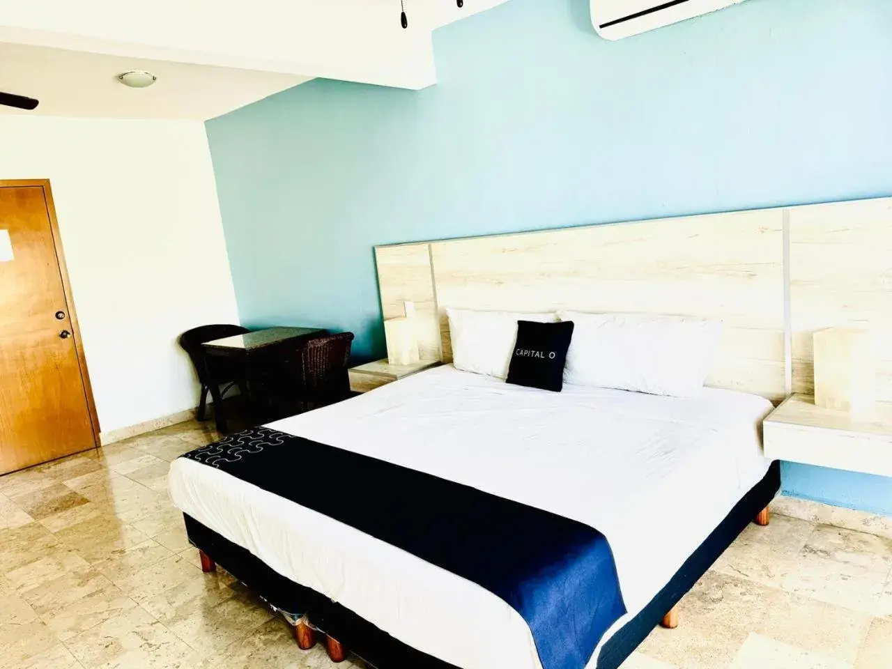 Deluxe Double Room with Balcony in Hotel Punta Esmeralda Playa del Carmen Deluxe Double Room with Balcony in Hotel Punta Esmeralda Playa del Carmen
