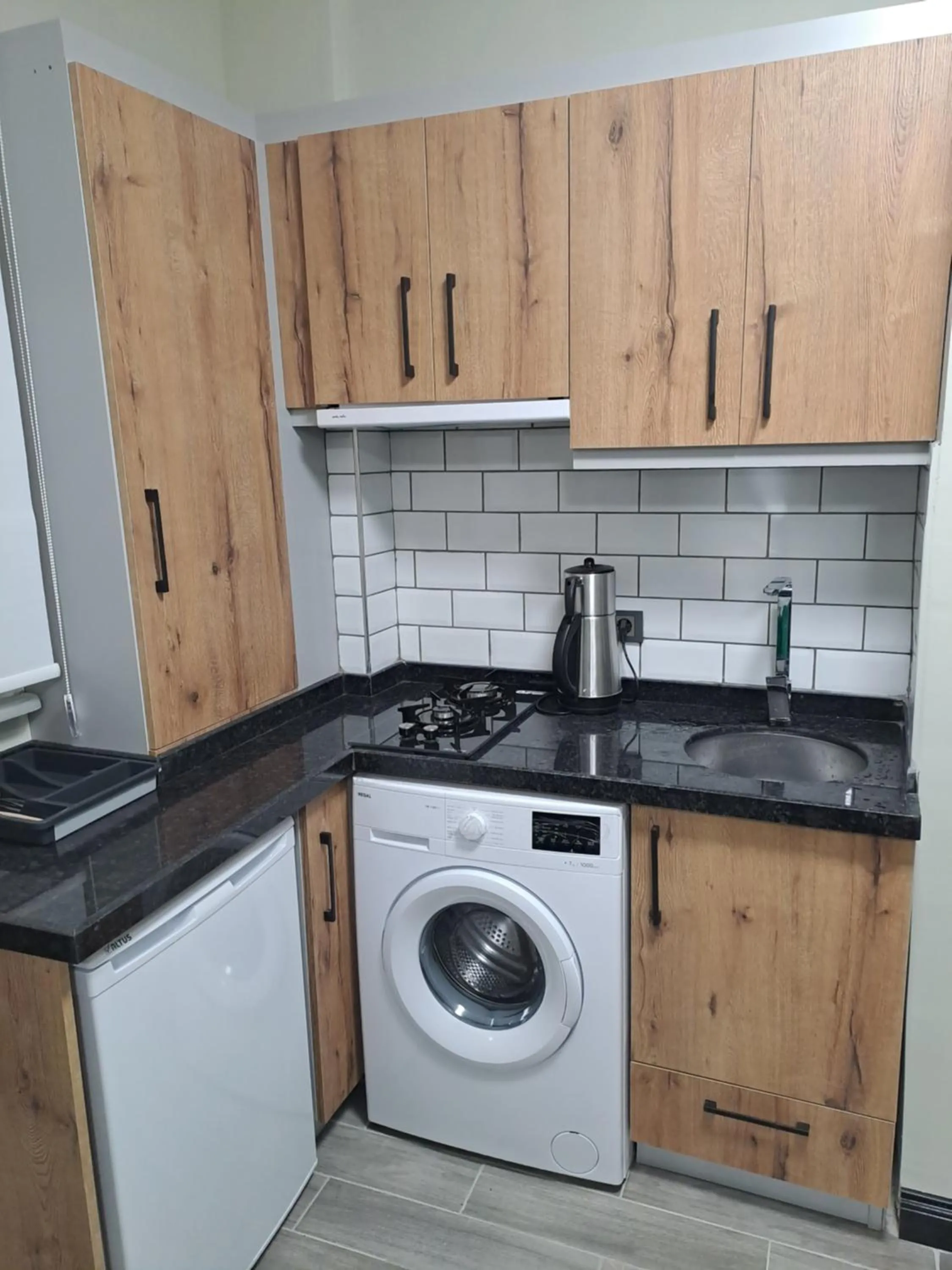 Kitchen or kitchenette in Taksim Nida Flats