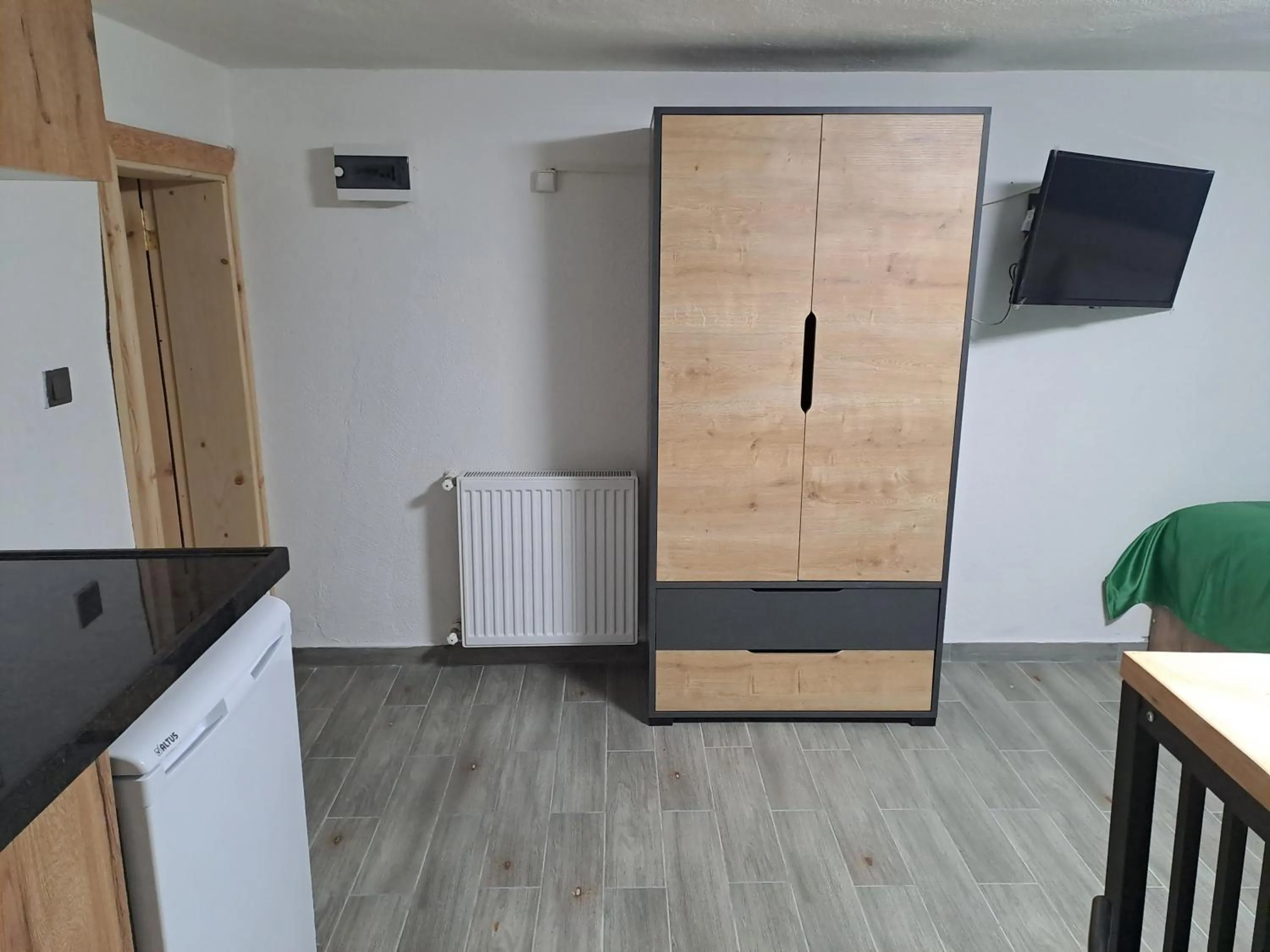 wardrobe in Taksim Nida Flats