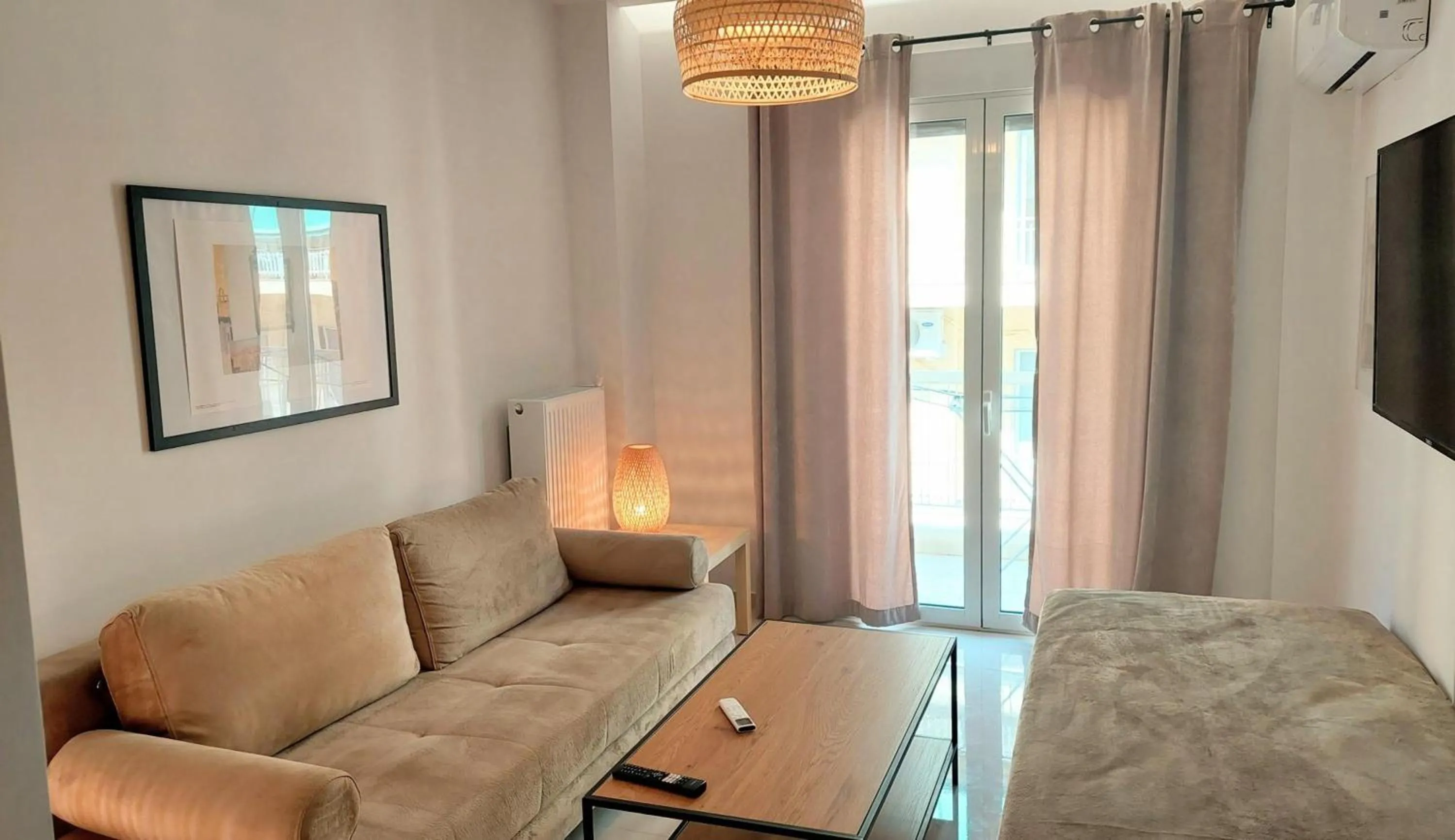 Bed in Wonderful apartment in Acropolis